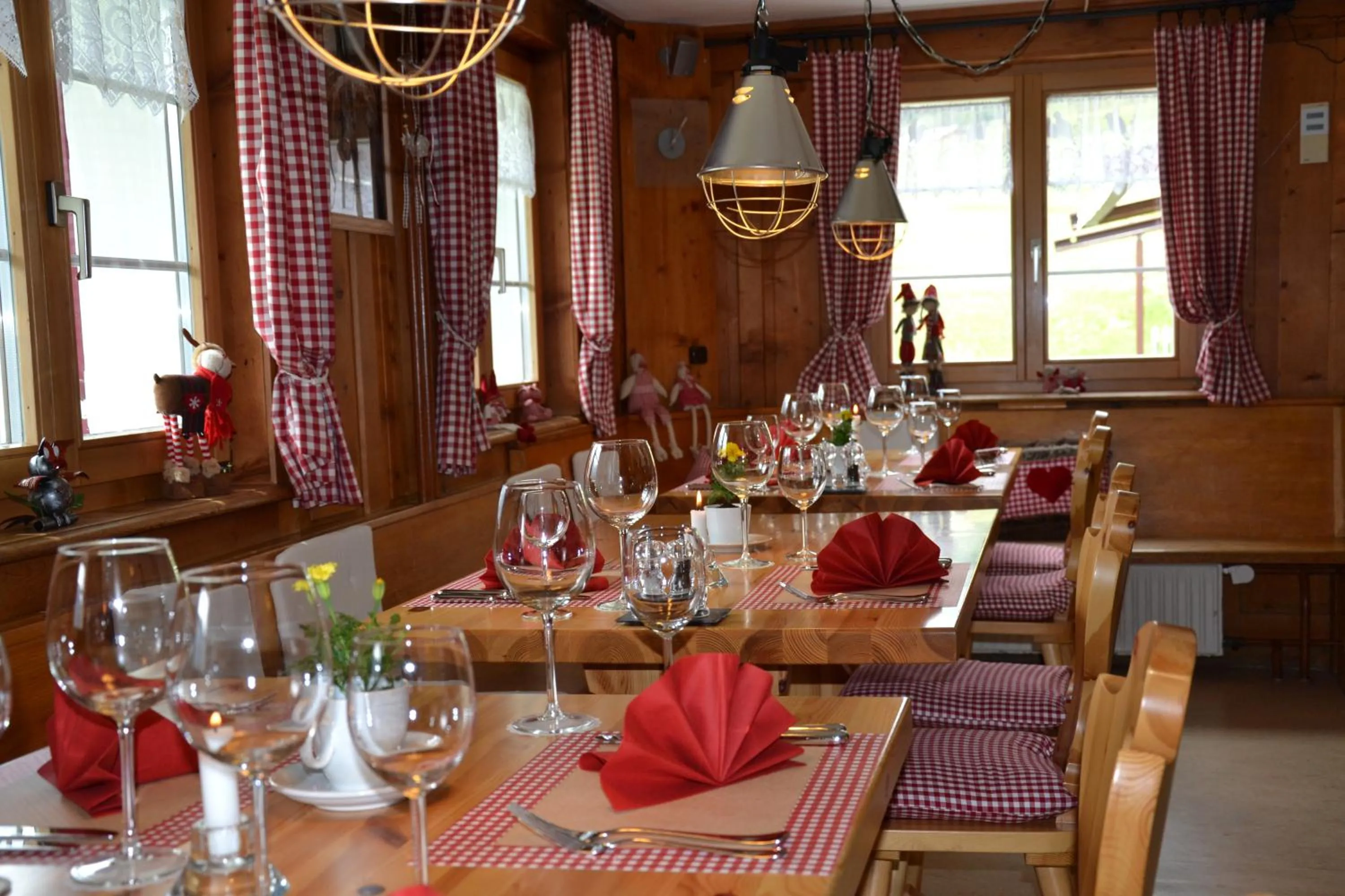 Restaurant/places to eat in Gasthaus Alpina