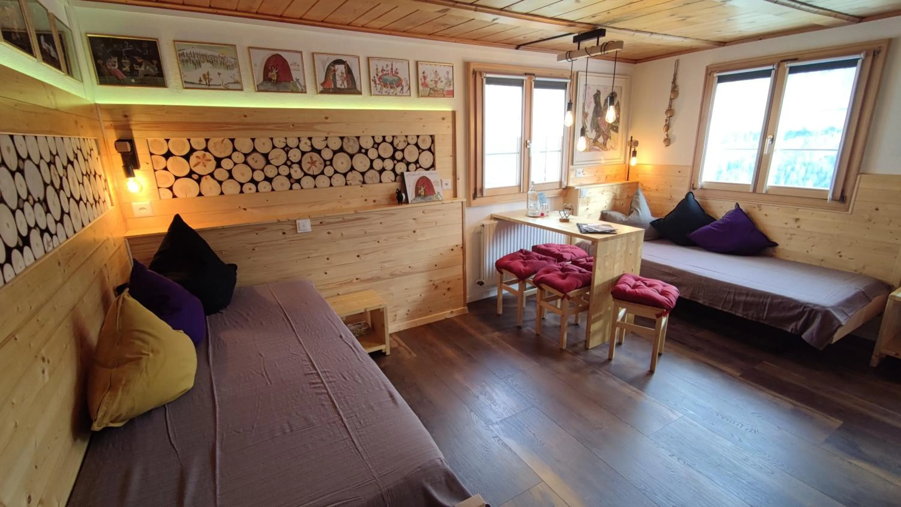 Photo of the whole room, Bed in Gasthaus Alpina