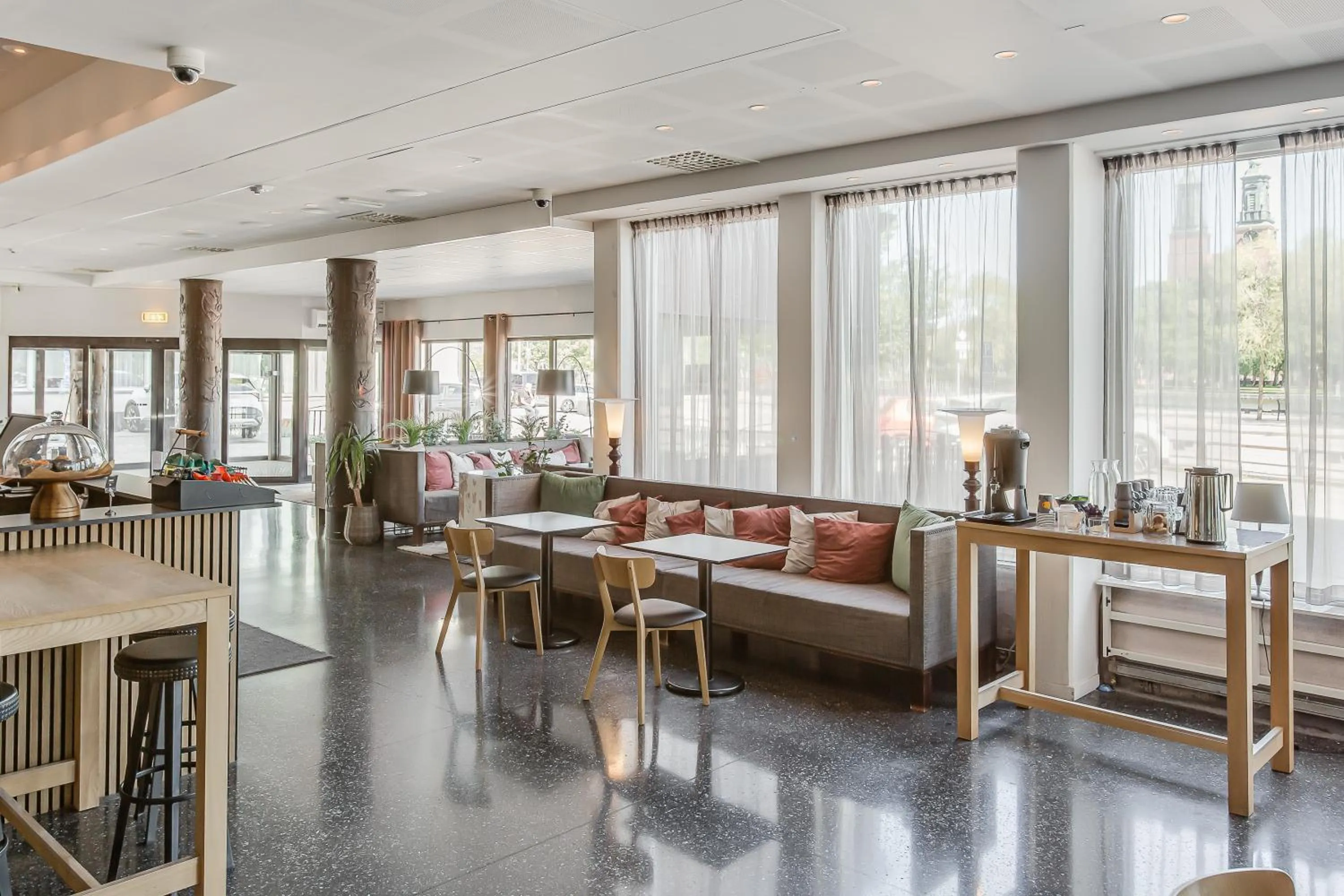 Lobby or reception in Comfort Hotel Eskilstuna