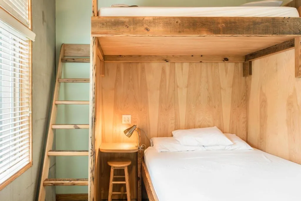 Bed in The Crash Pad: An Uncommon Hostel