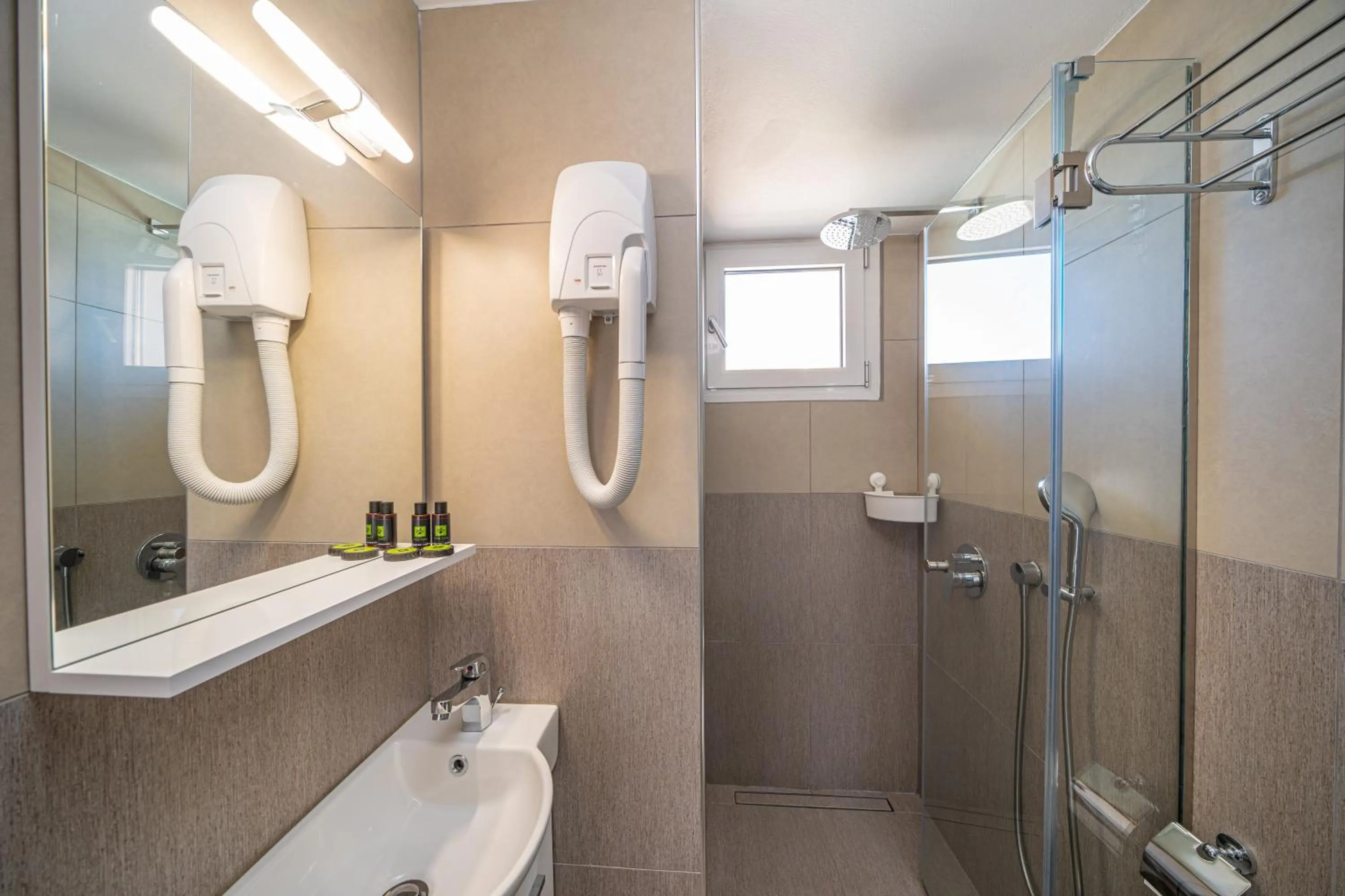 Bathroom in Panoramic Sunset