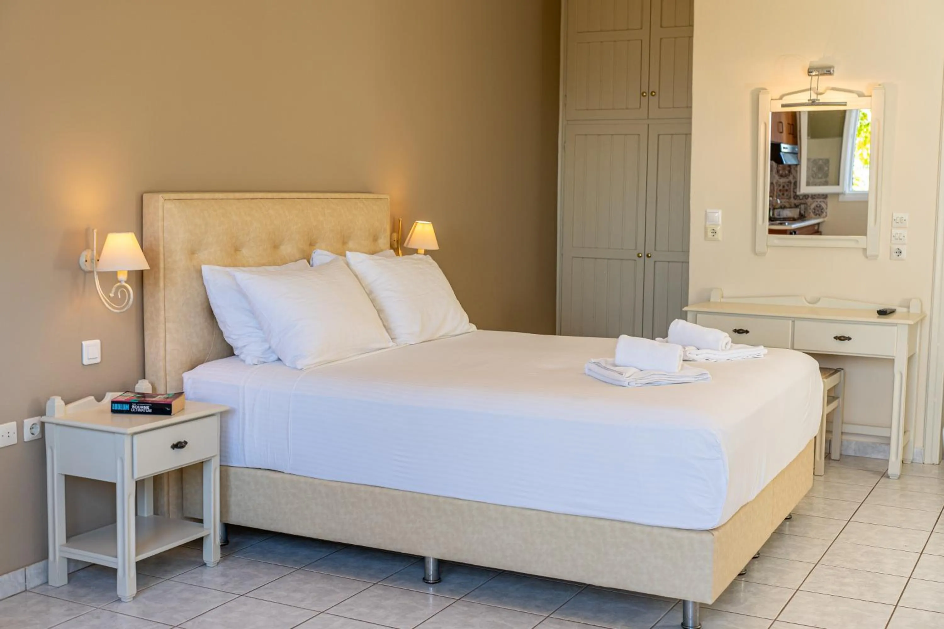 Bedroom in Panoramic Sunset