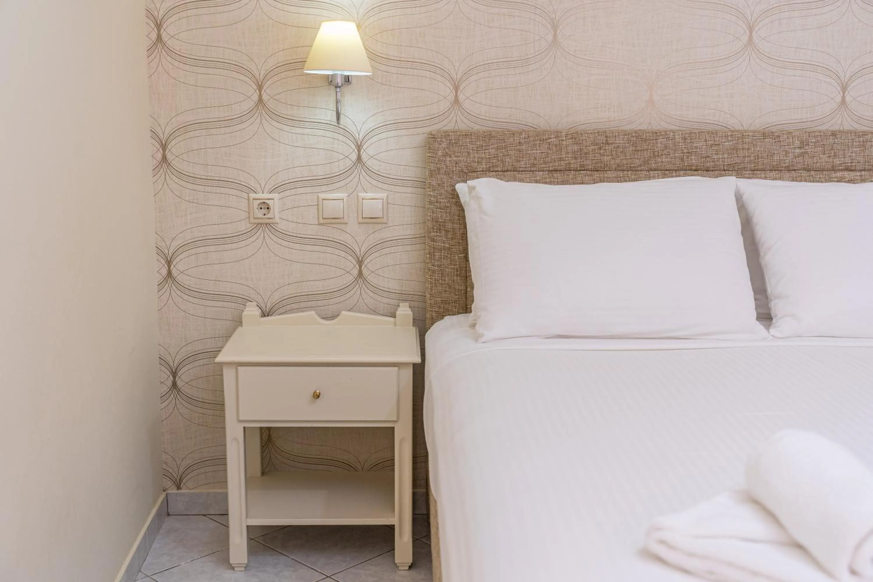 Bed in Panoramic Sunset