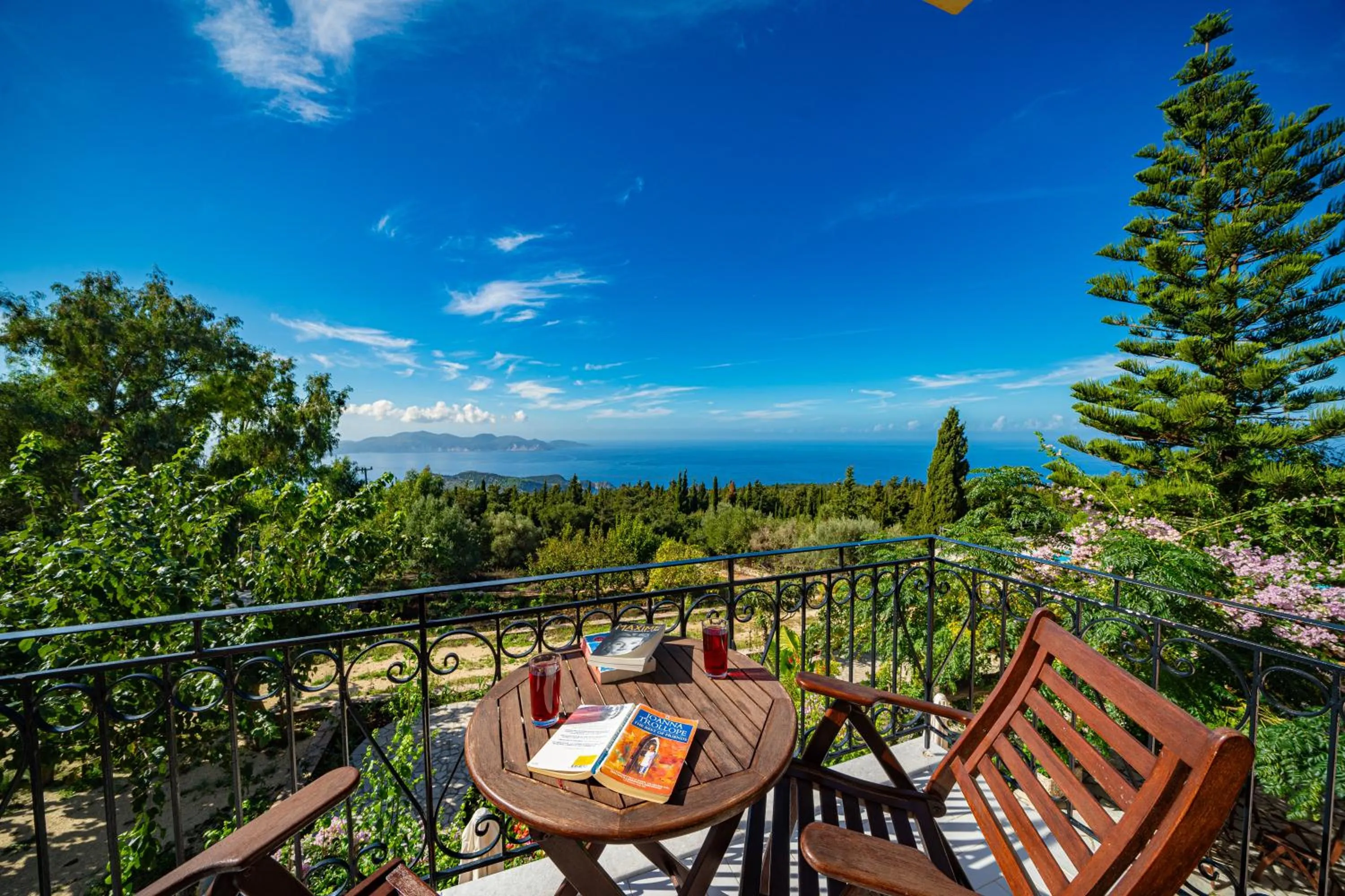 Balcony/Terrace in Panoramic Sunset