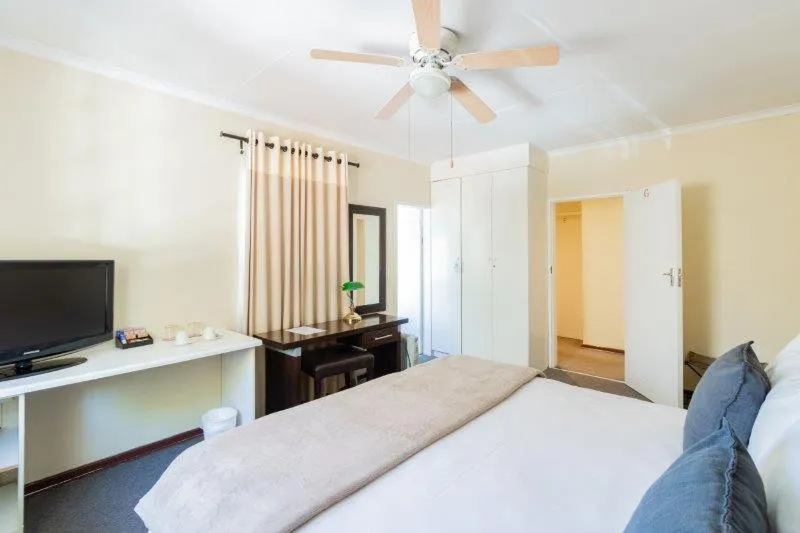 Bedroom, Bed in The Bedford View Guest House