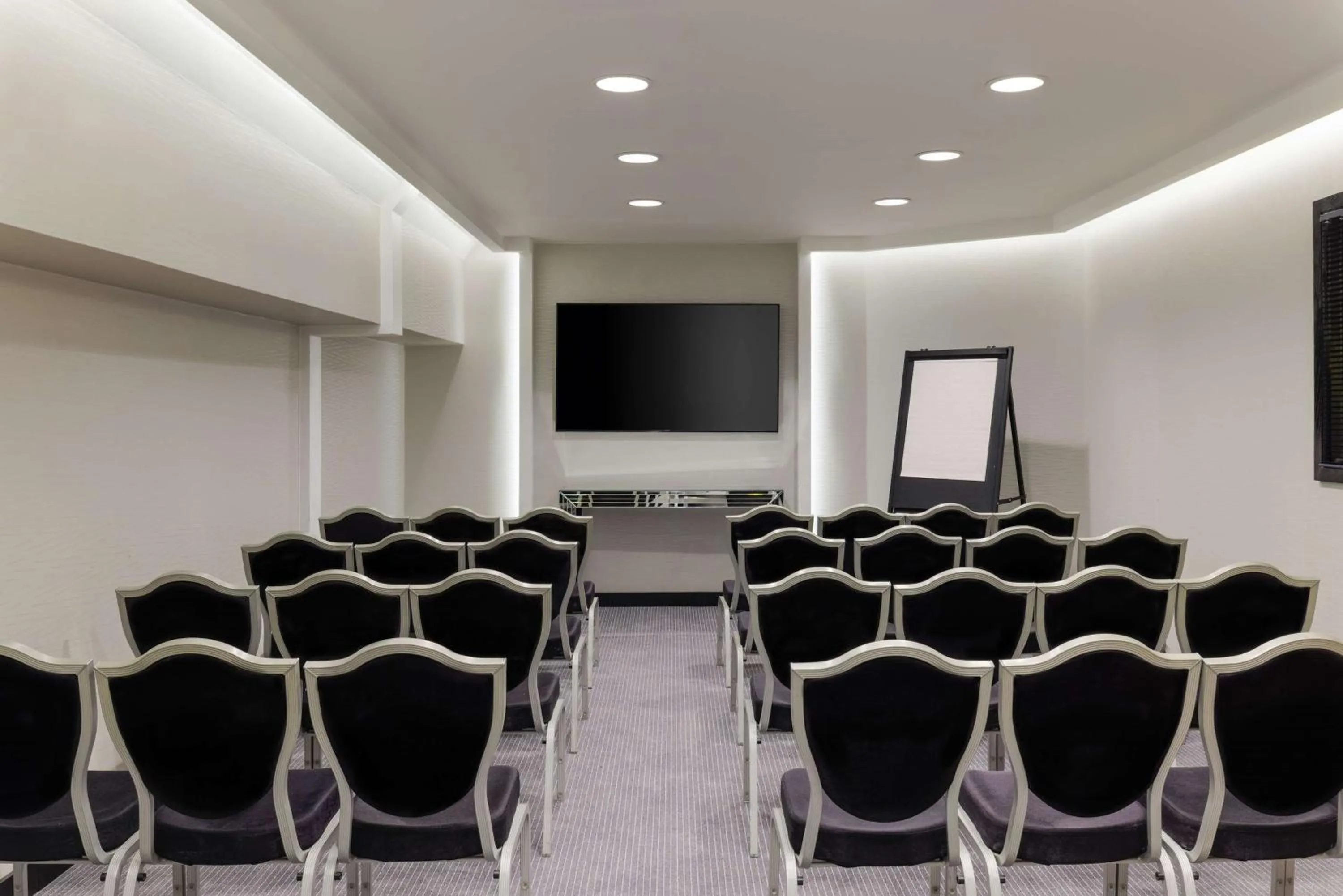 Meeting/conference room in Hilton London Syon Park