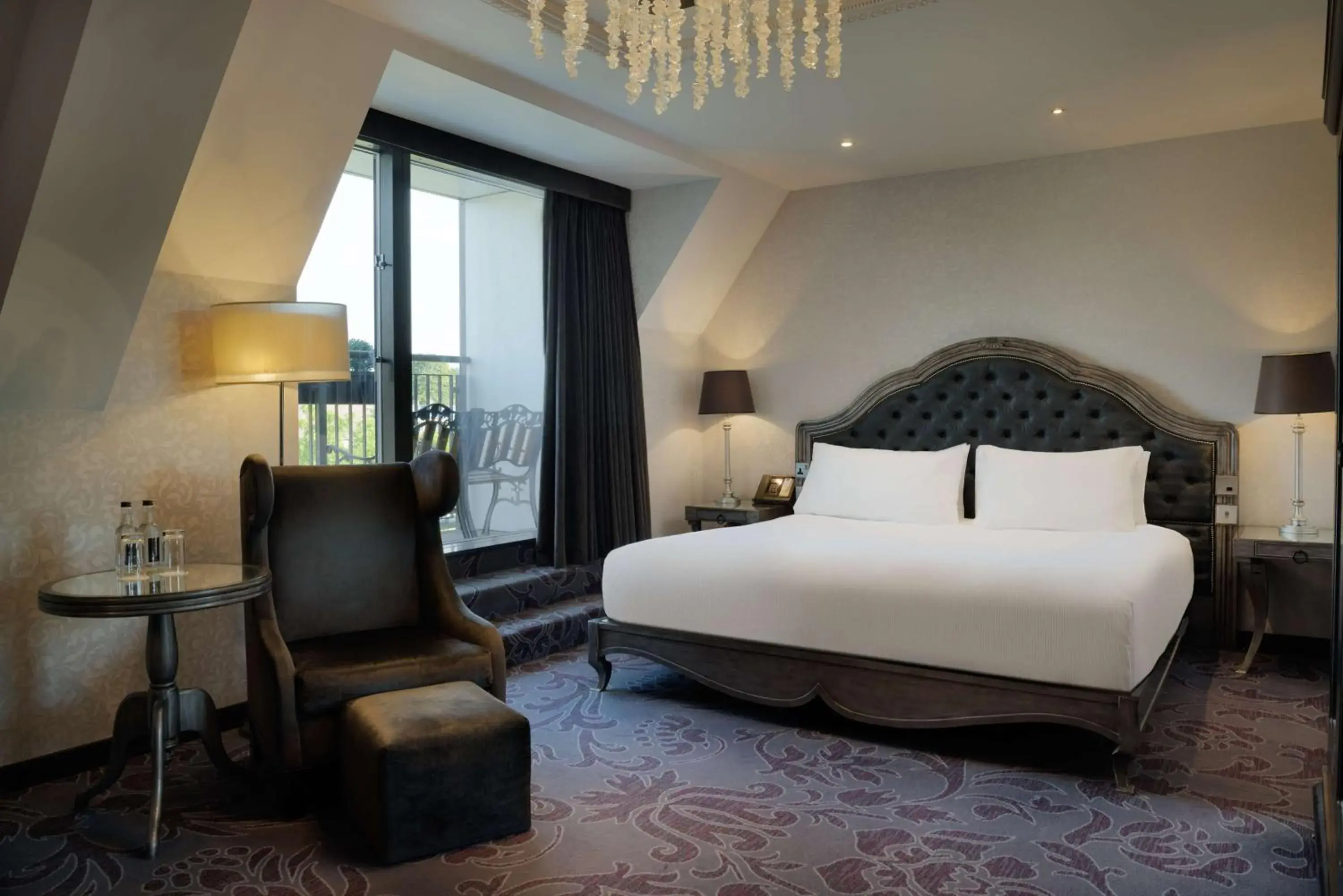 Deluxe King Room in Hilton London Syon Park Deluxe King Room in Hilton London Syon Park