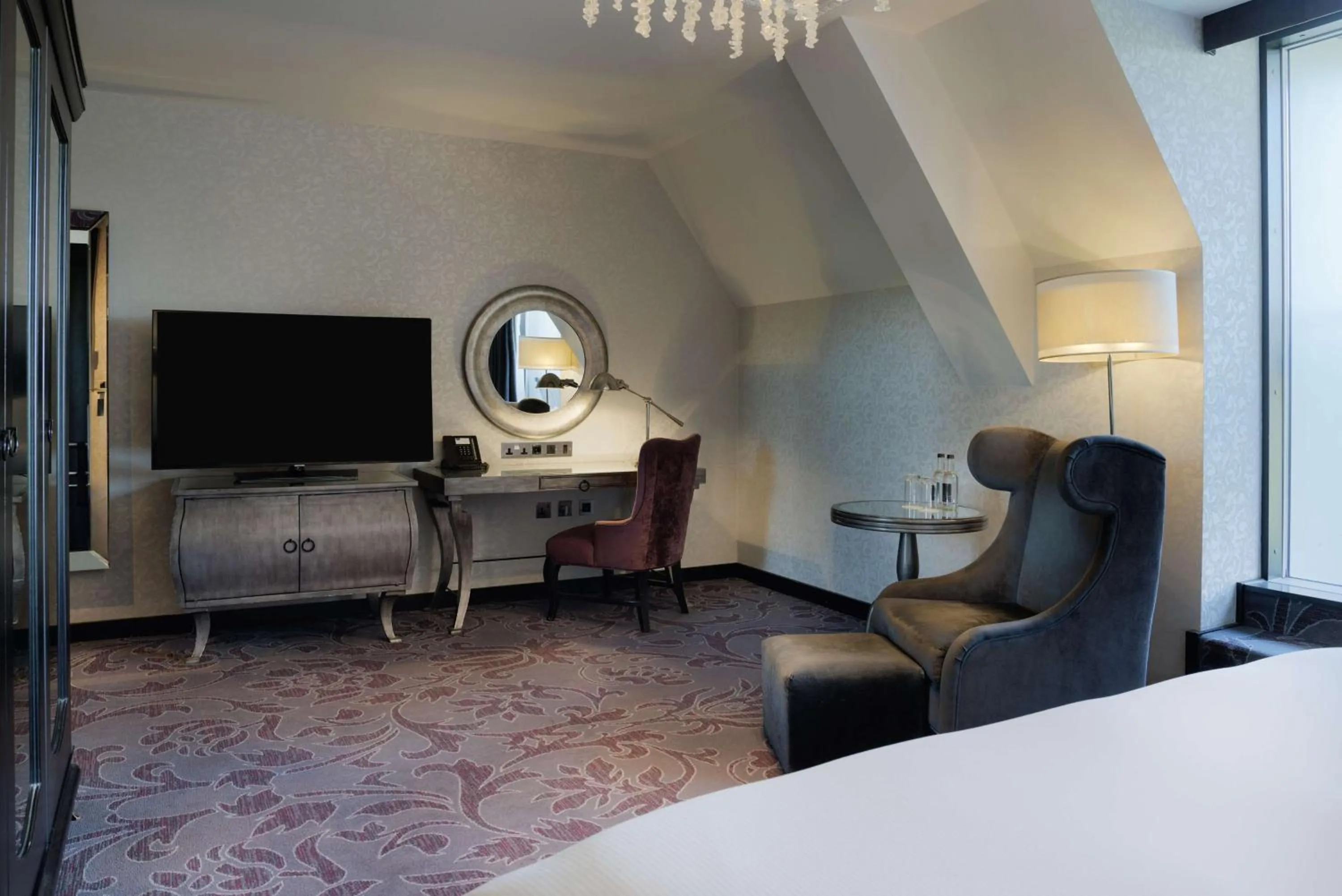 Bedroom, Bed in Hilton London Syon Park