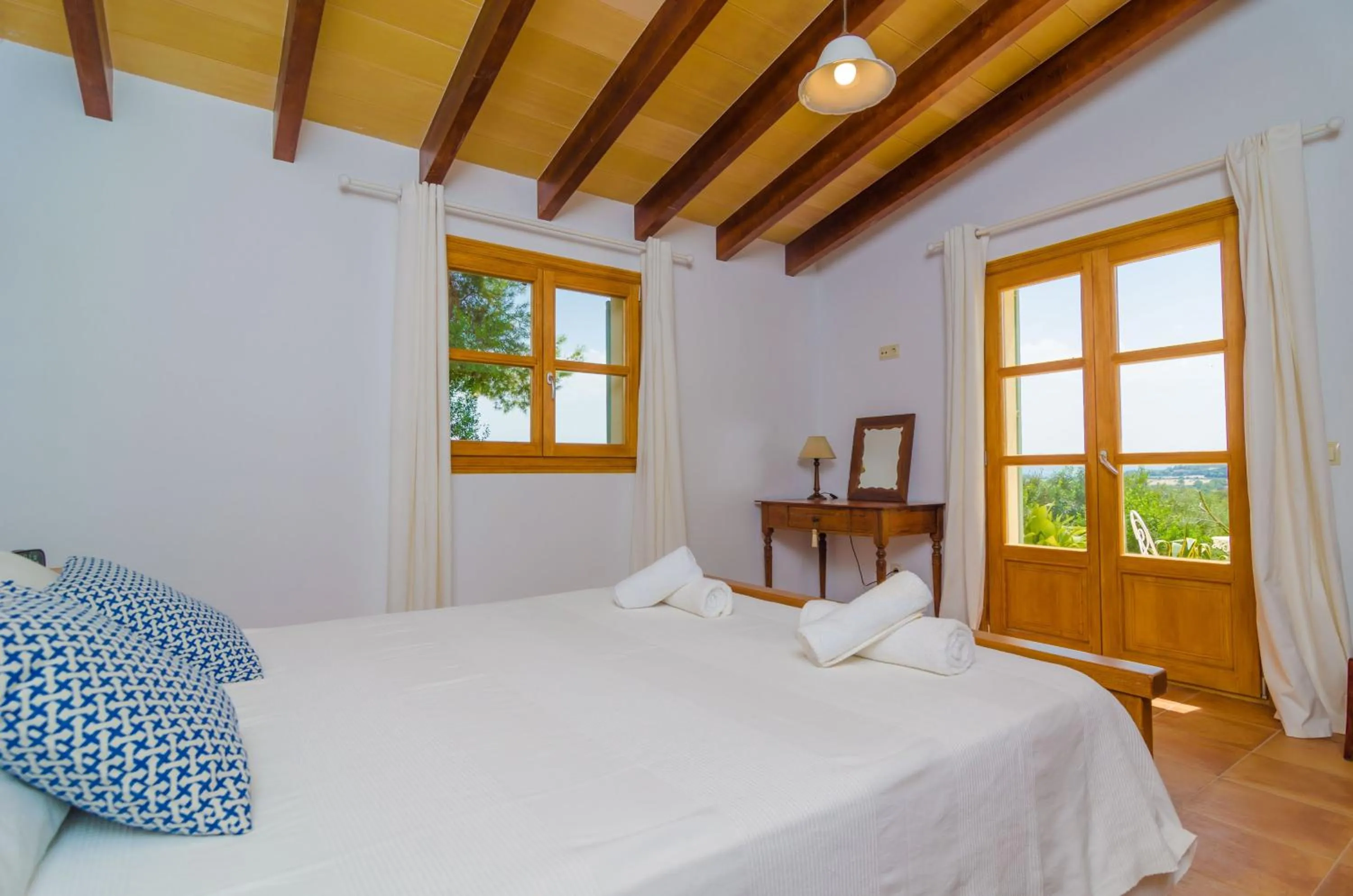 Bedroom, Bed in Son Mora