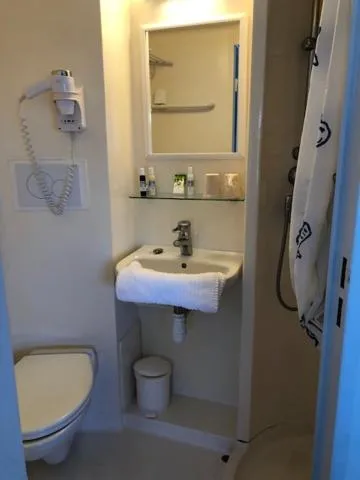 Twin Room in L'estacade