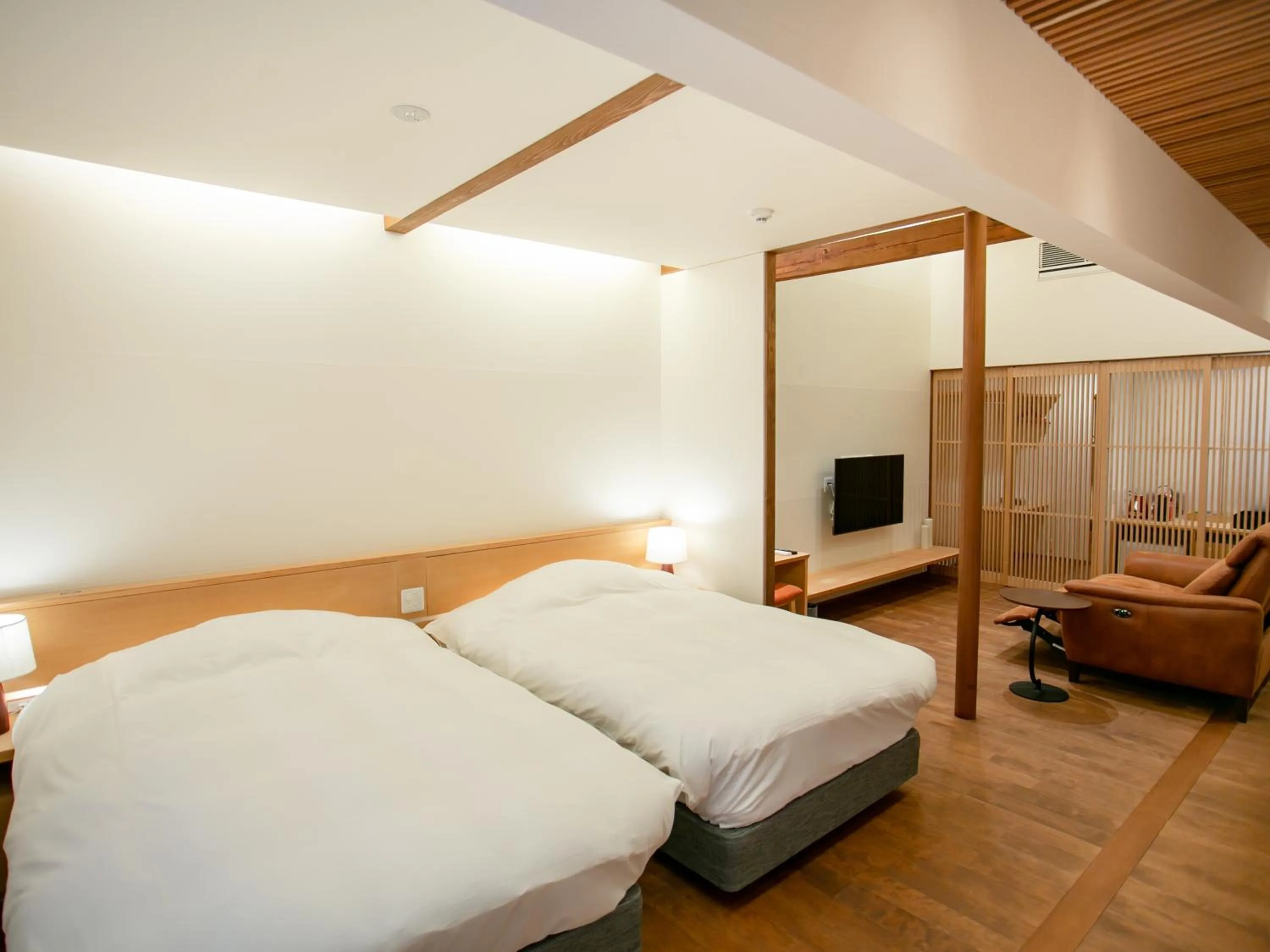 Bedroom, Bed in Maki No Oto Kanazawa