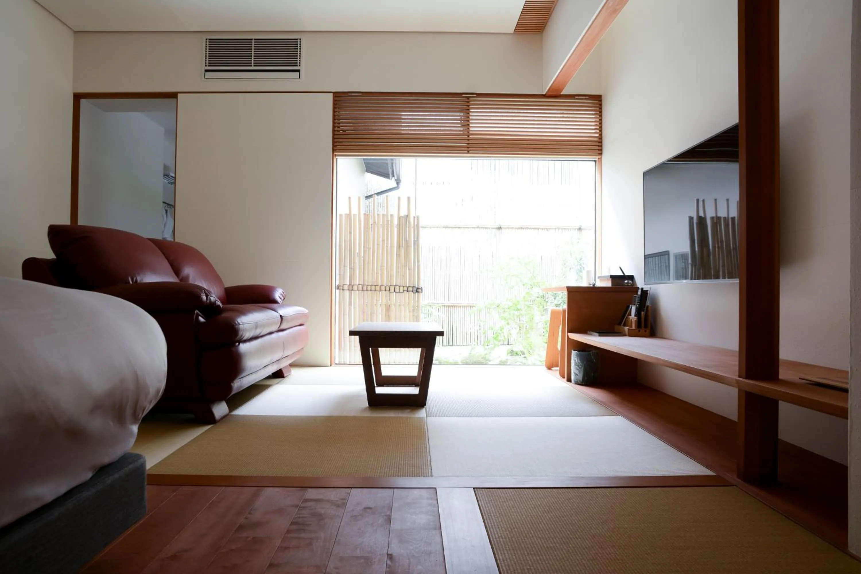 Living room, Bed in Maki No Oto Kanazawa