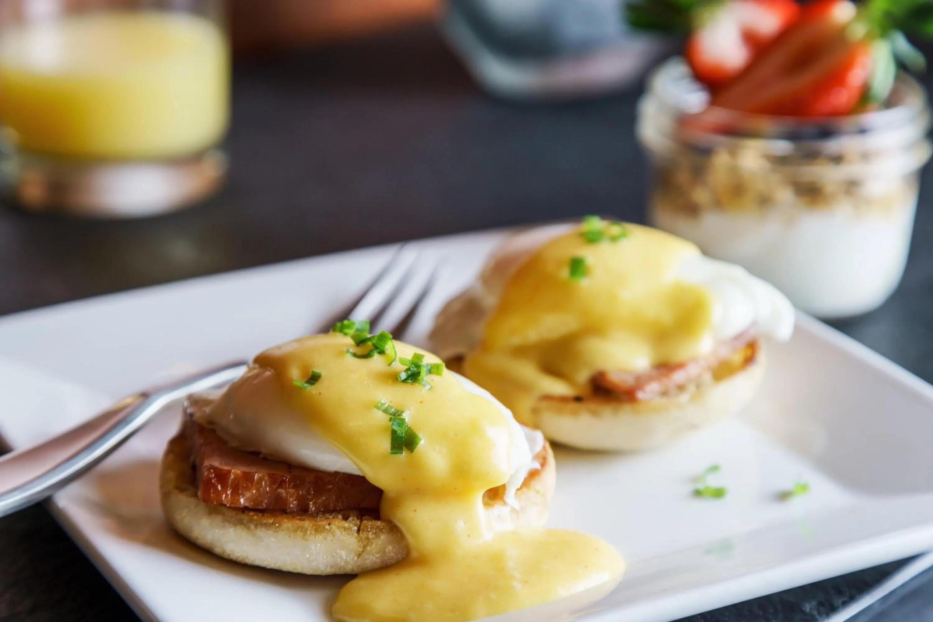 Restaurant/places to eat in Courtyard Chicago Downtown/Magnificent Mile