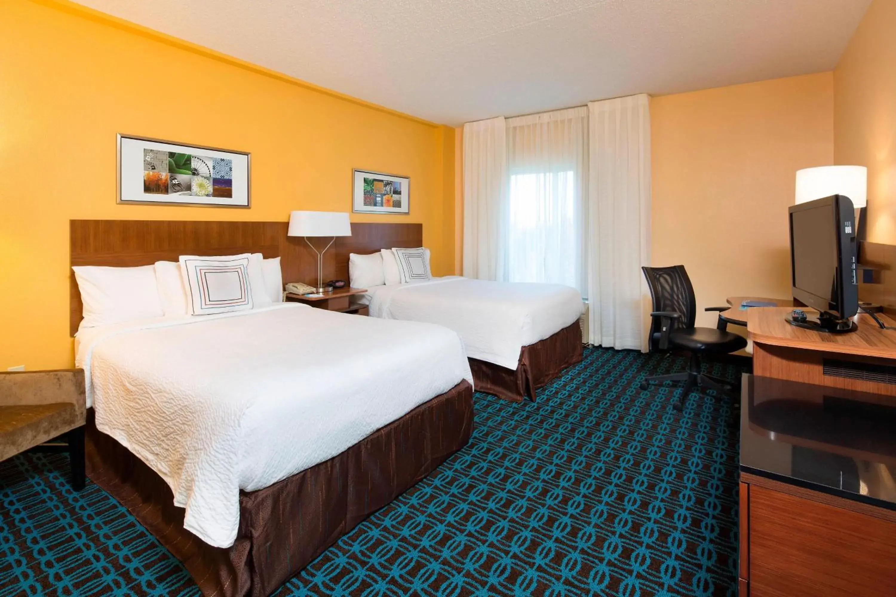Double Room with Two Double Beds in Fairfield Inn & Suites by Marriott Newark Liberty International Airport Double Room with Two Double Beds in Fairfield Inn & Suites by Marriott Newark Liberty International Airport