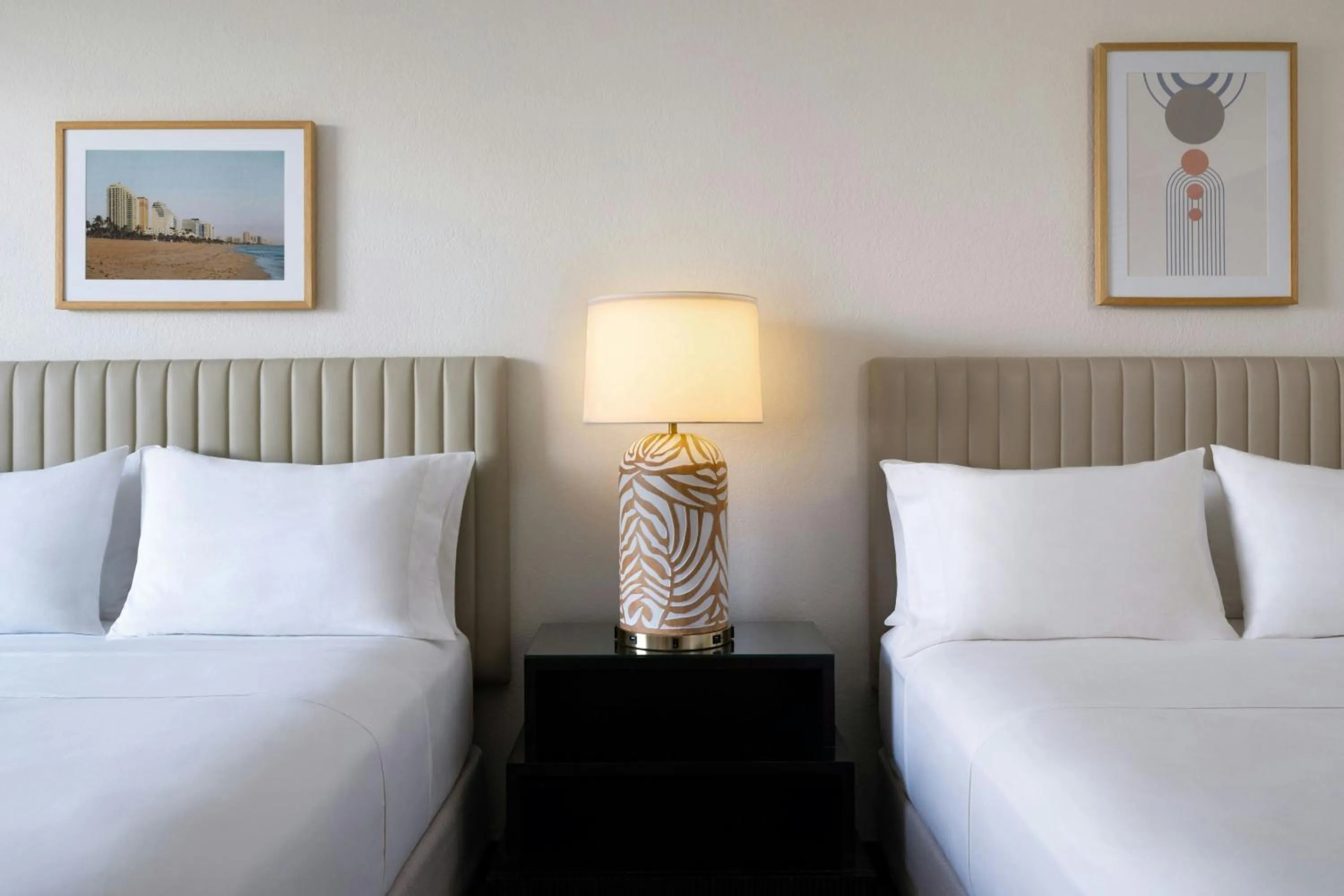 Photo of the whole room, Bed in Renaissance Fort Lauderdale Cruise Port Hotel