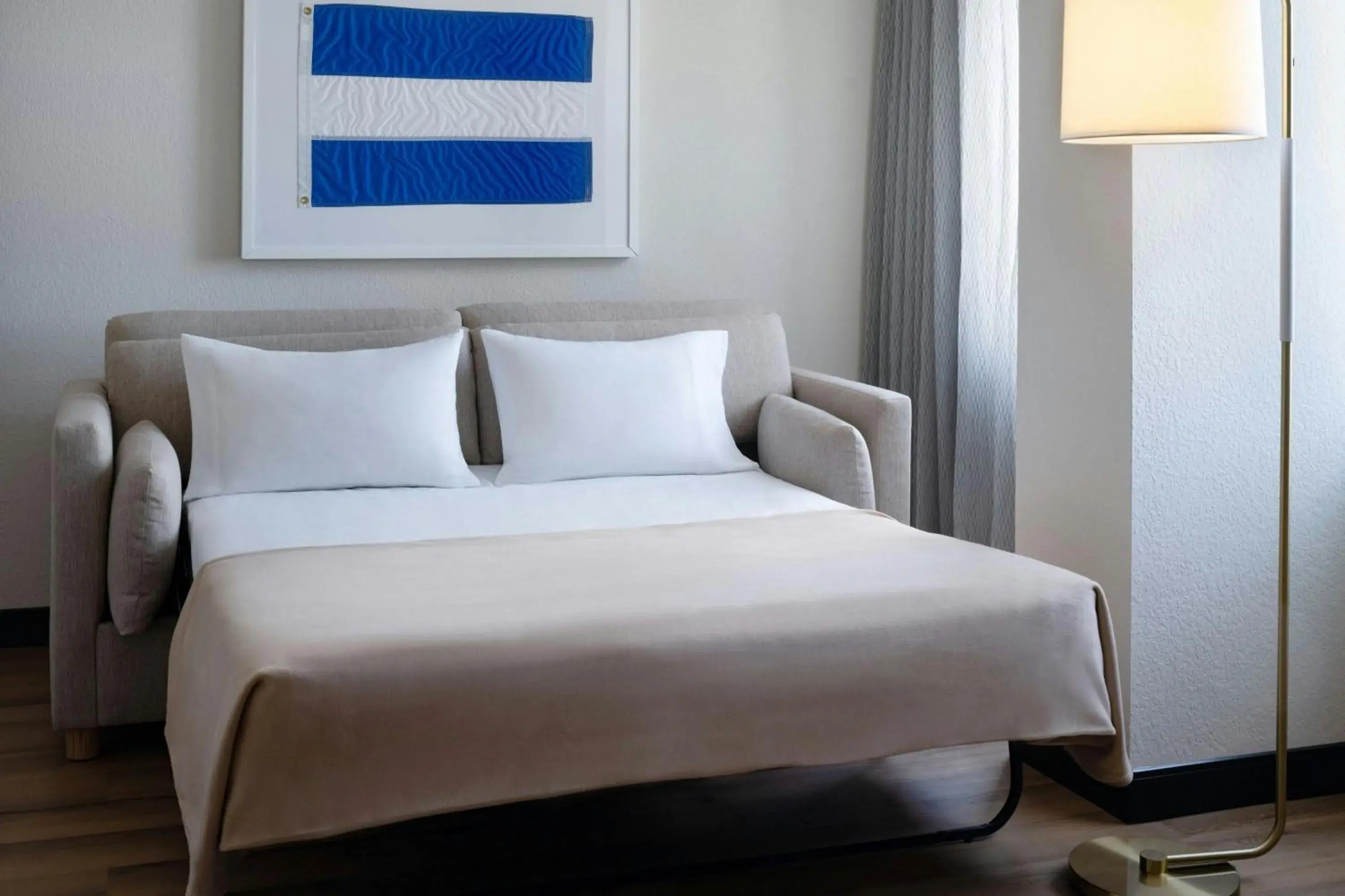 Junior Suite in Renaissance Fort Lauderdale Cruise Port Hotel Junior Suite in Renaissance Fort Lauderdale Cruise Port Hotel