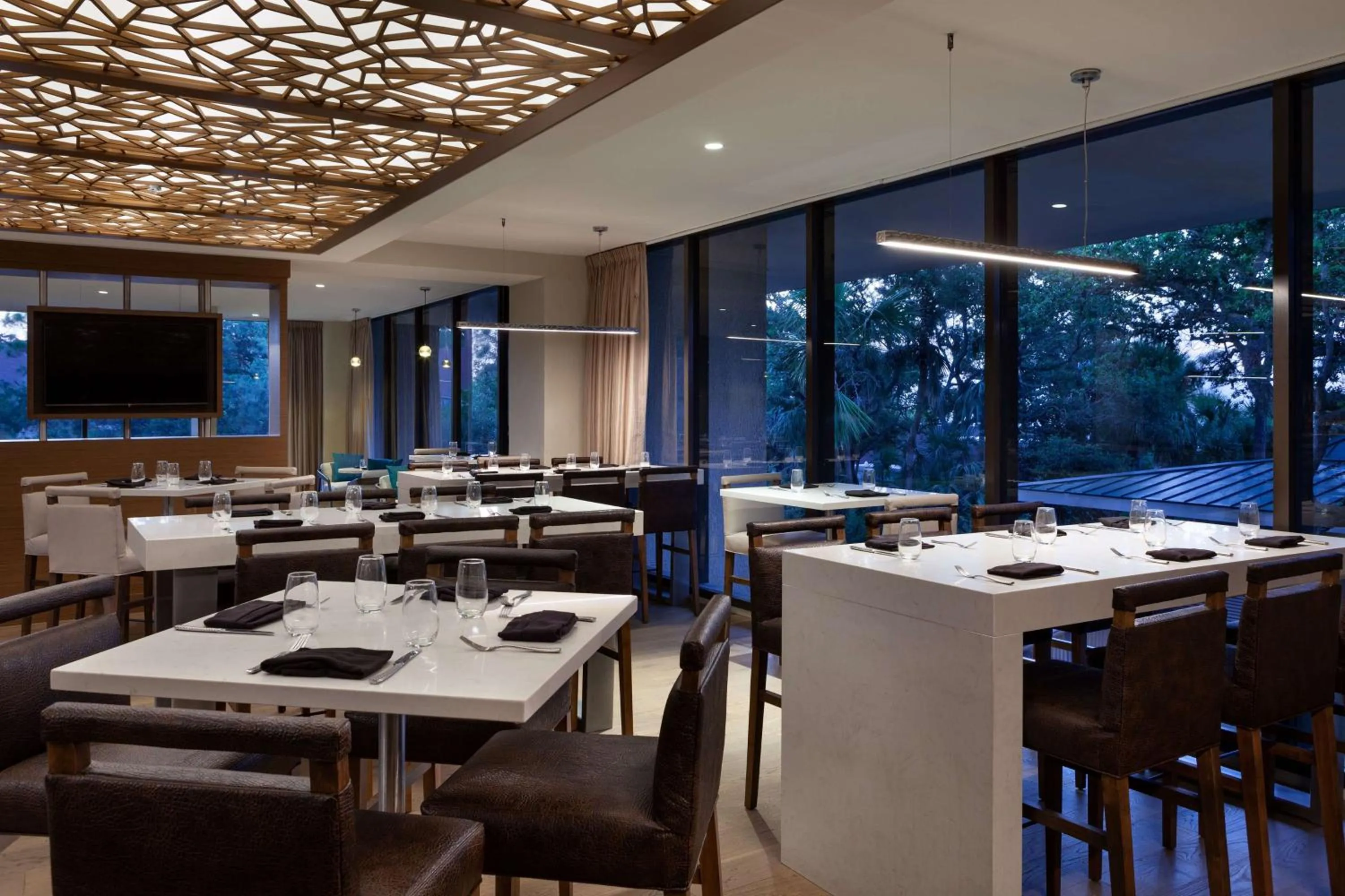 Restaurant/places to eat in Hilton Beachfront Resort & Spa Hilton Head Island