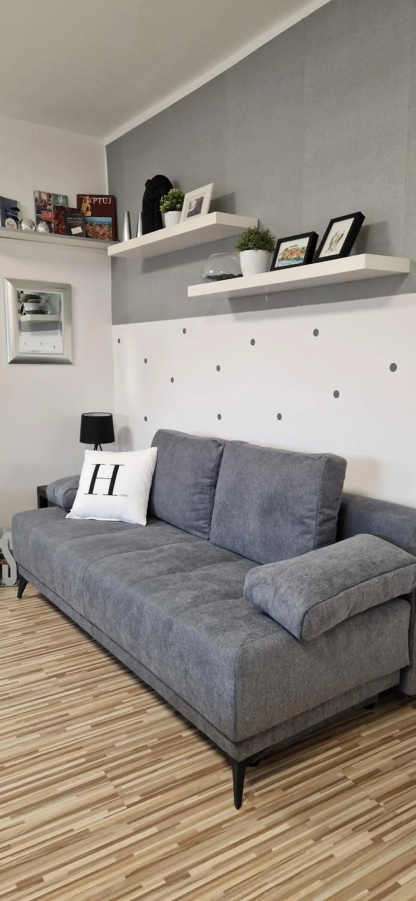 Seating area in Apartment Mario