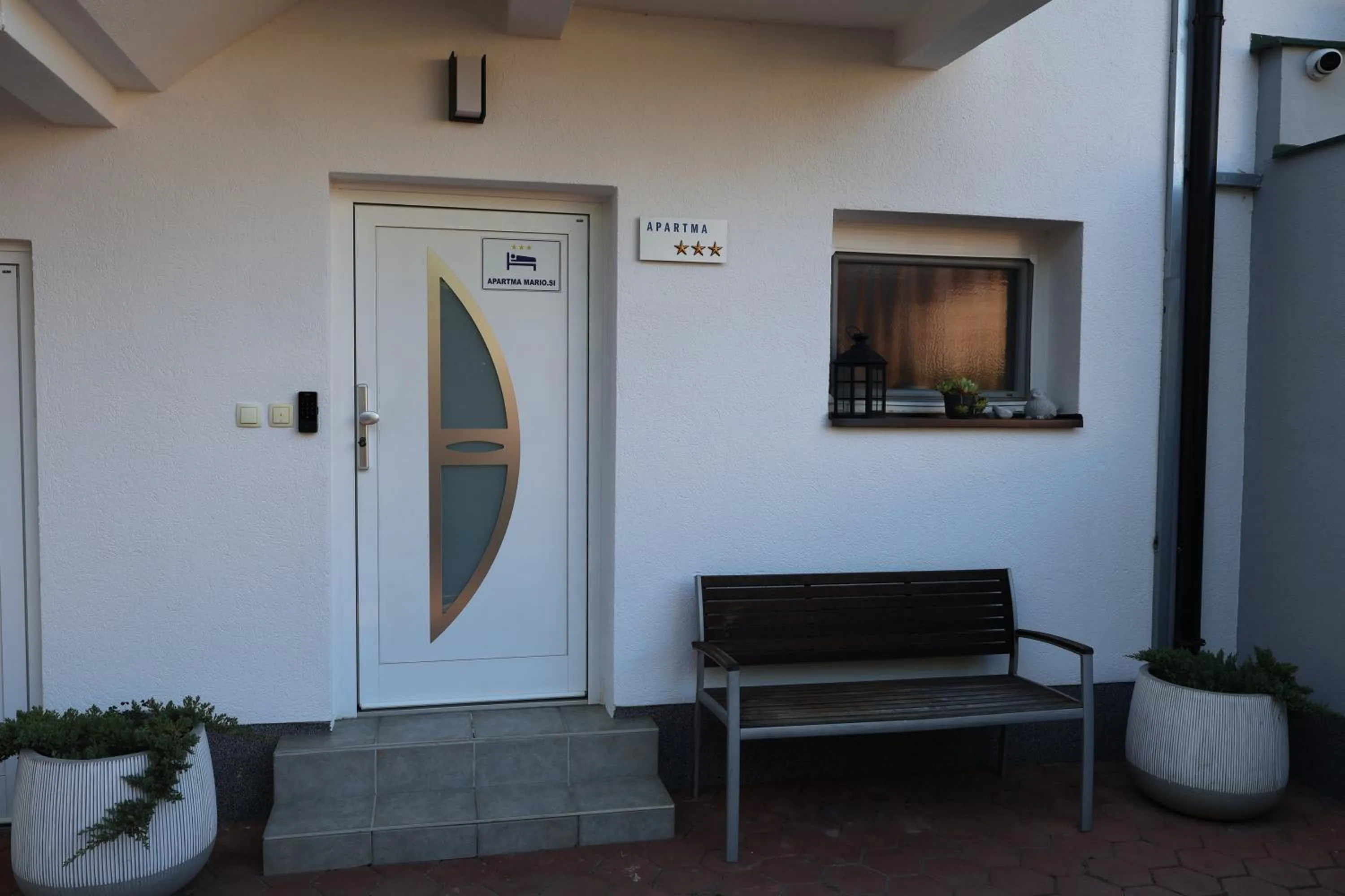 Facade/entrance in Apartment Mario