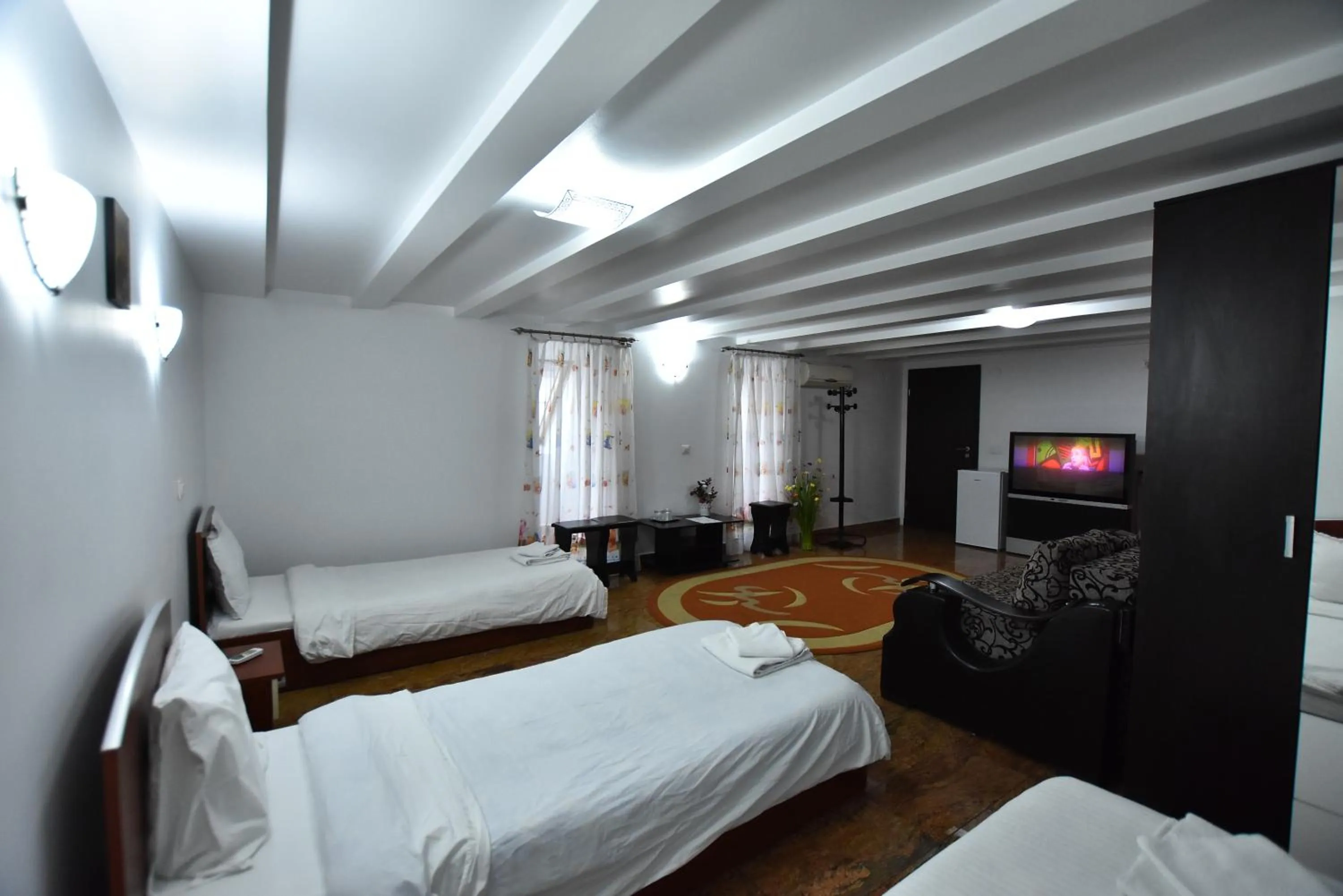 Photo of the whole room, Bed in Hotel Euphoria