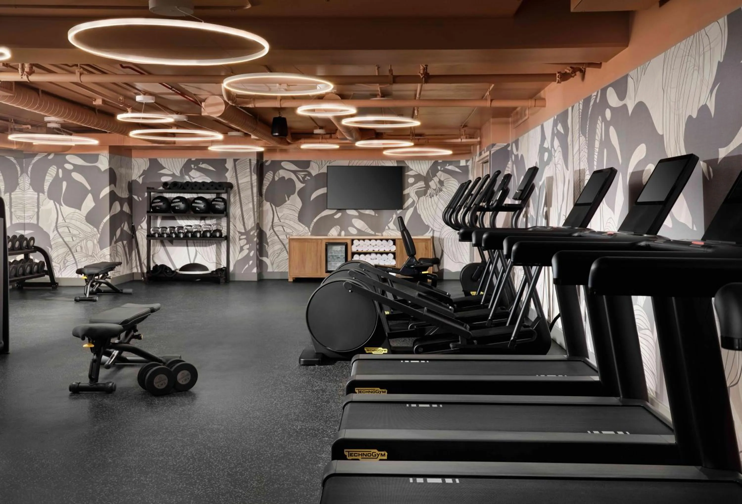 Fitness centre/facilities in Sandbourne Santa Monica, Autograph Collection