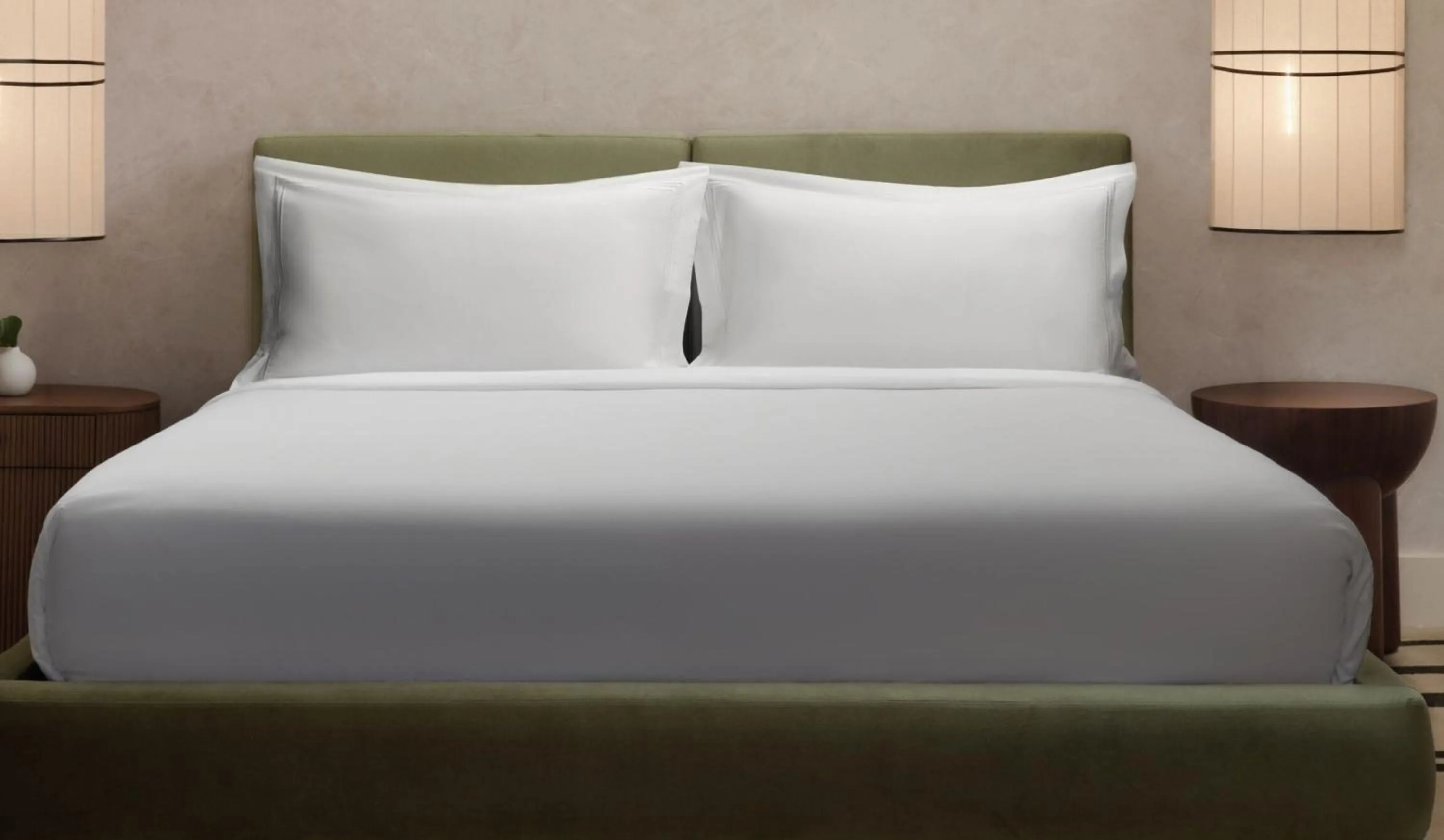 Bed in Sandbourne Santa Monica, Autograph Collection