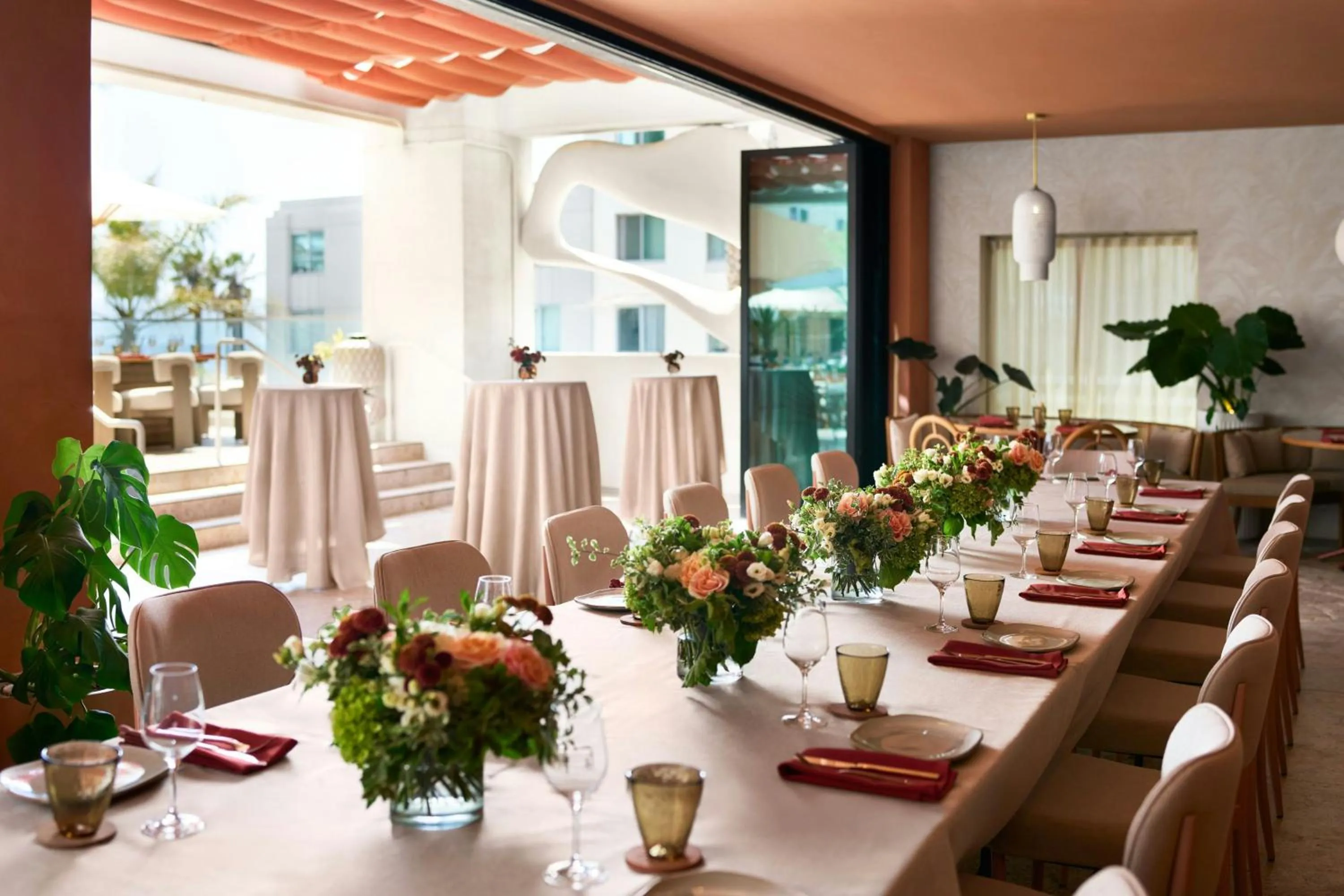 Restaurant/places to eat in Sandbourne Santa Monica, Autograph Collection