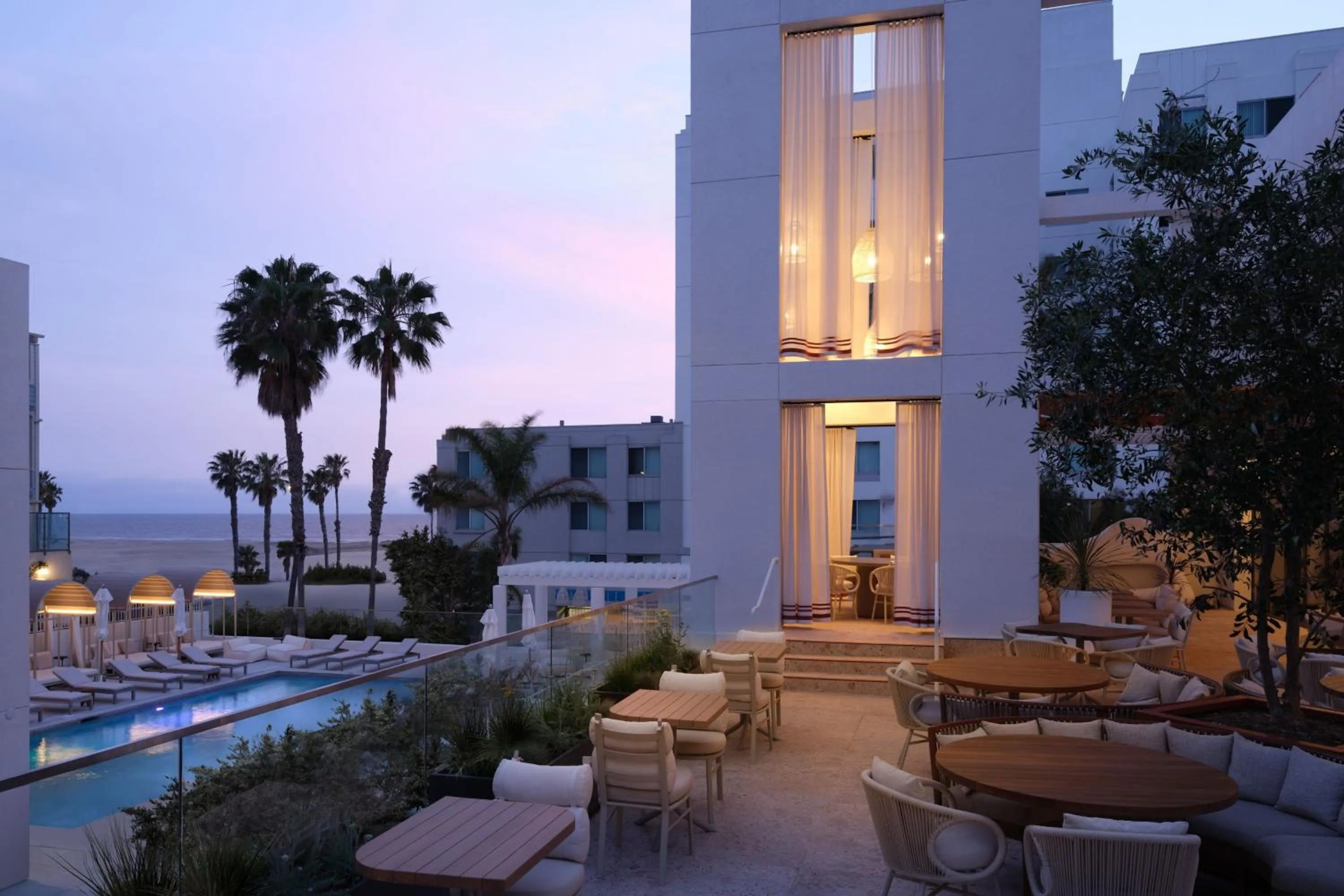 Restaurant/places to eat in Sandbourne Santa Monica, Autograph Collection