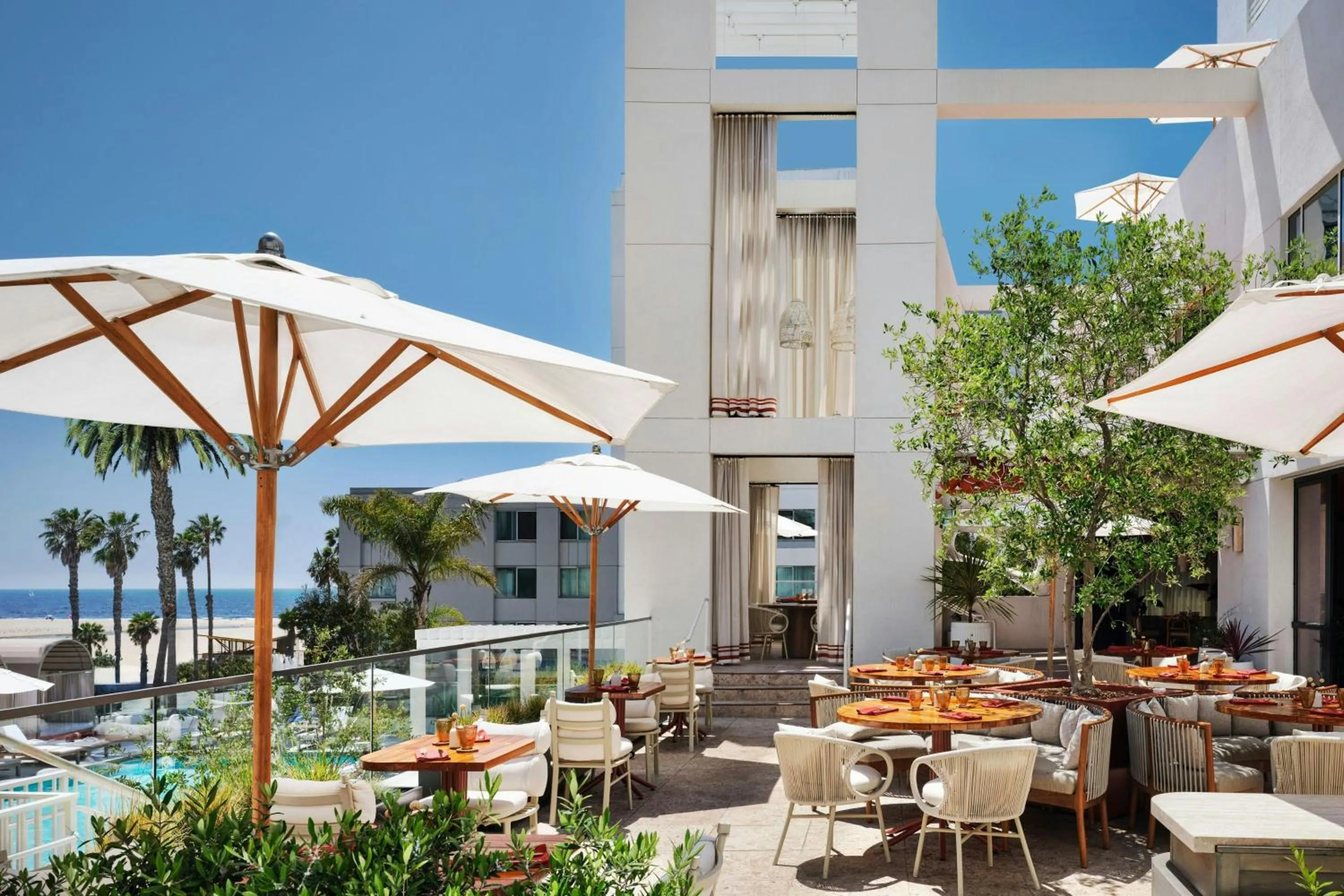 Restaurant/places to eat in Sandbourne Santa Monica, Autograph Collection