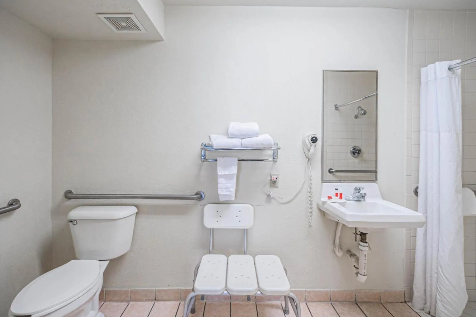 Super 8 by Wyndham El Paso Airport