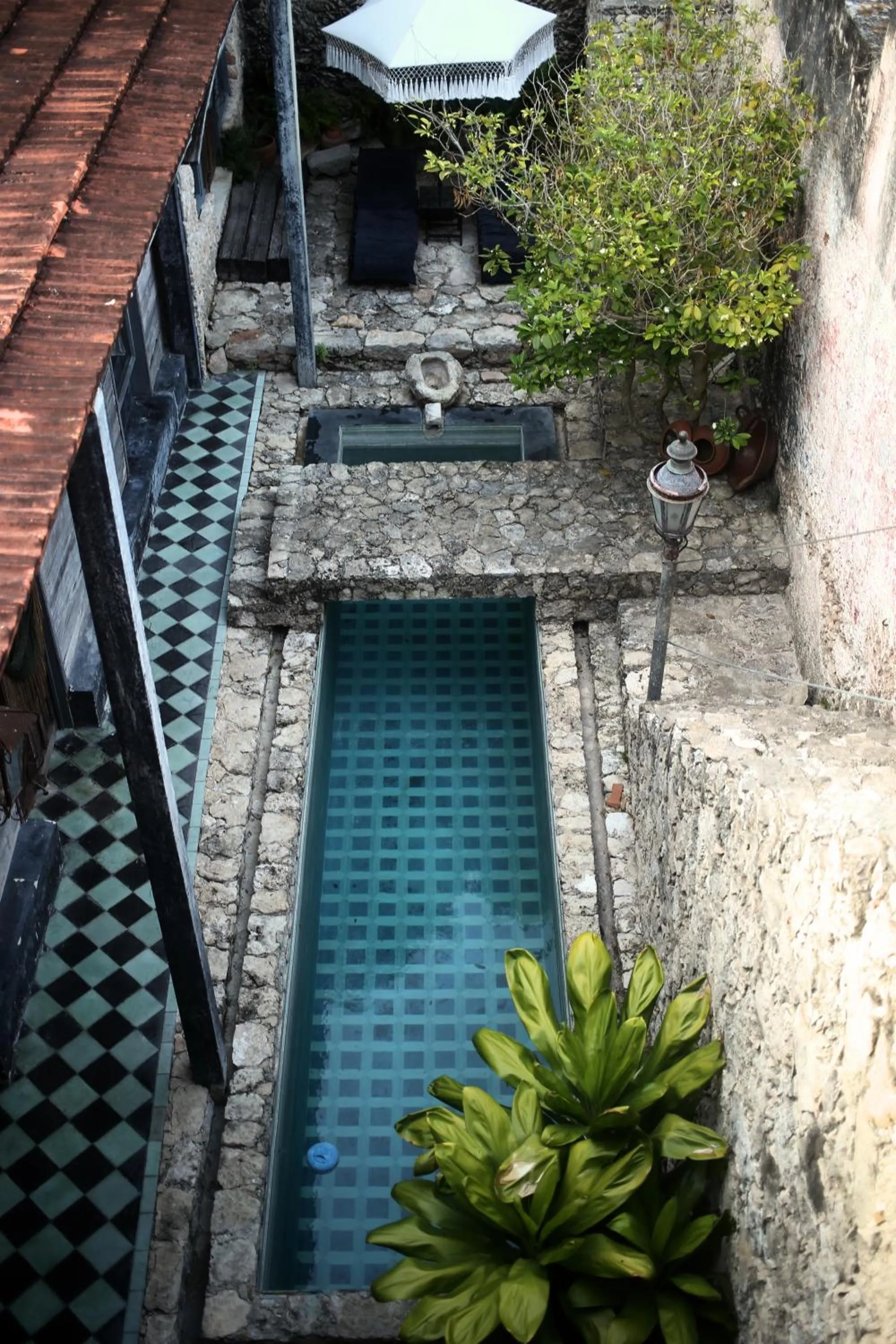 Swimming pool in Coqui Coqui Casa de los Santos Izamal - THE ONLY ONE SUITE COLLECTION