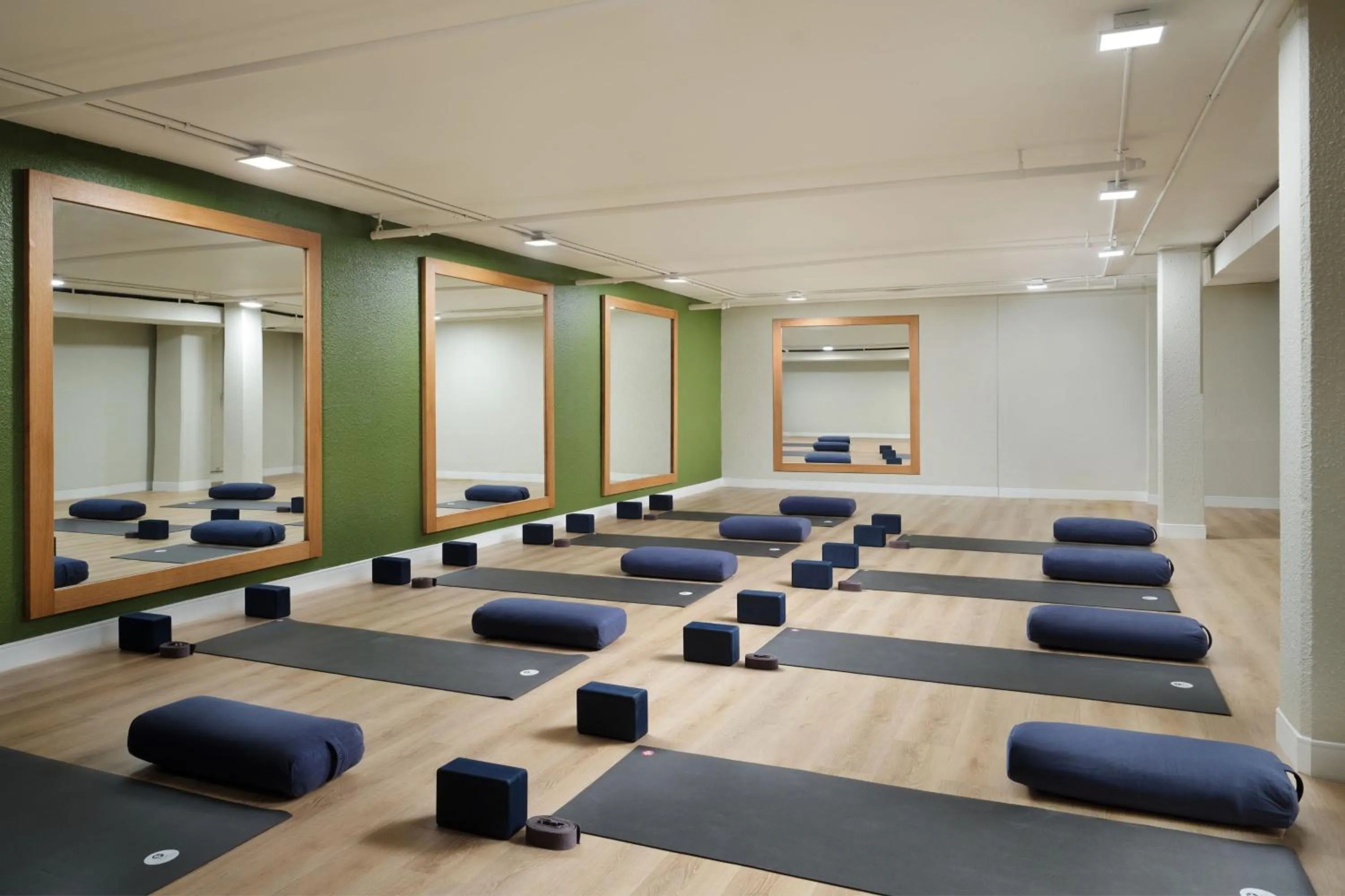 Area and facilities in Burton House, Beverly Hills, A Tribute Portfolio Hotel