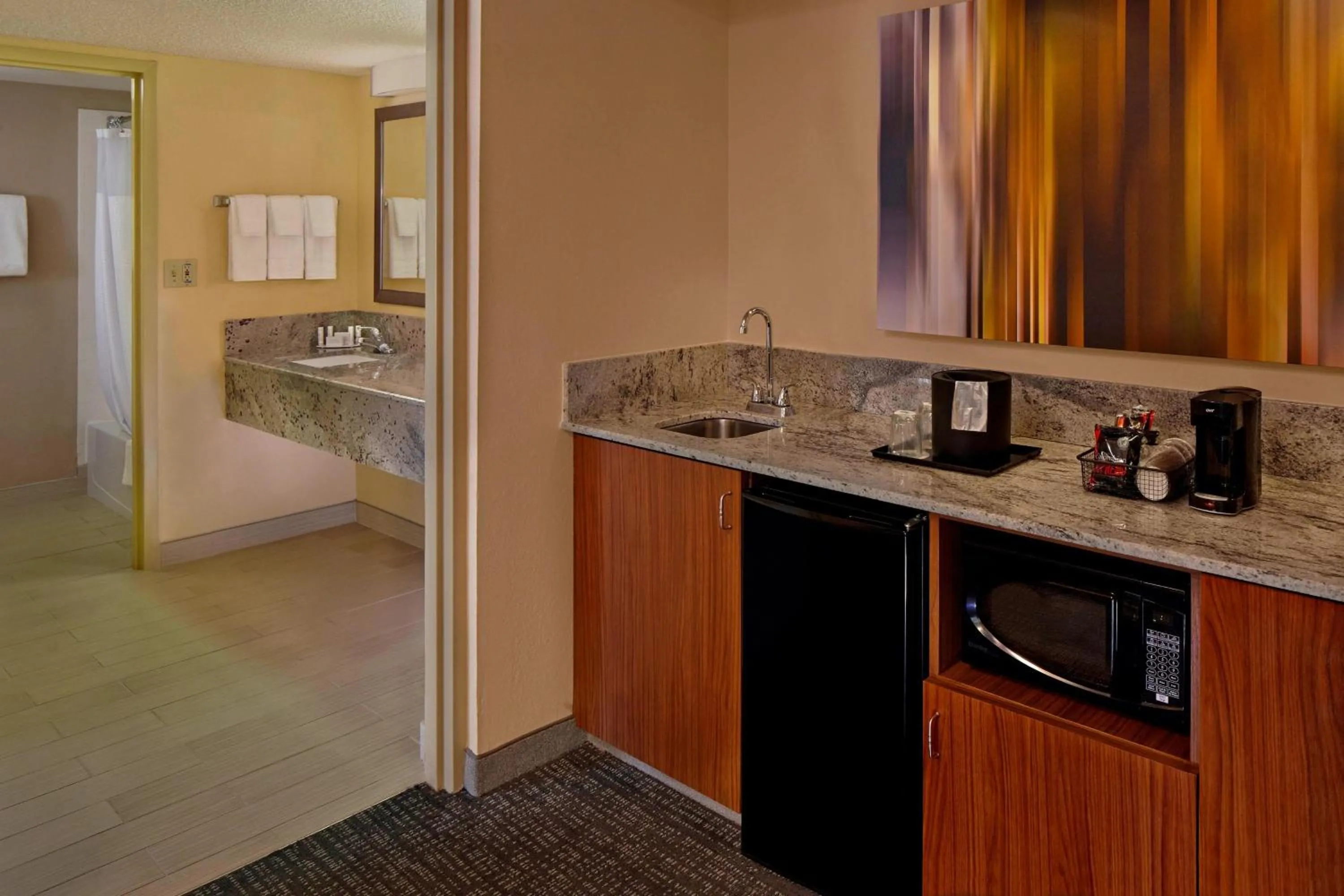 Lounge or bar in Courtyard by Marriott Orlando East/UCF Area