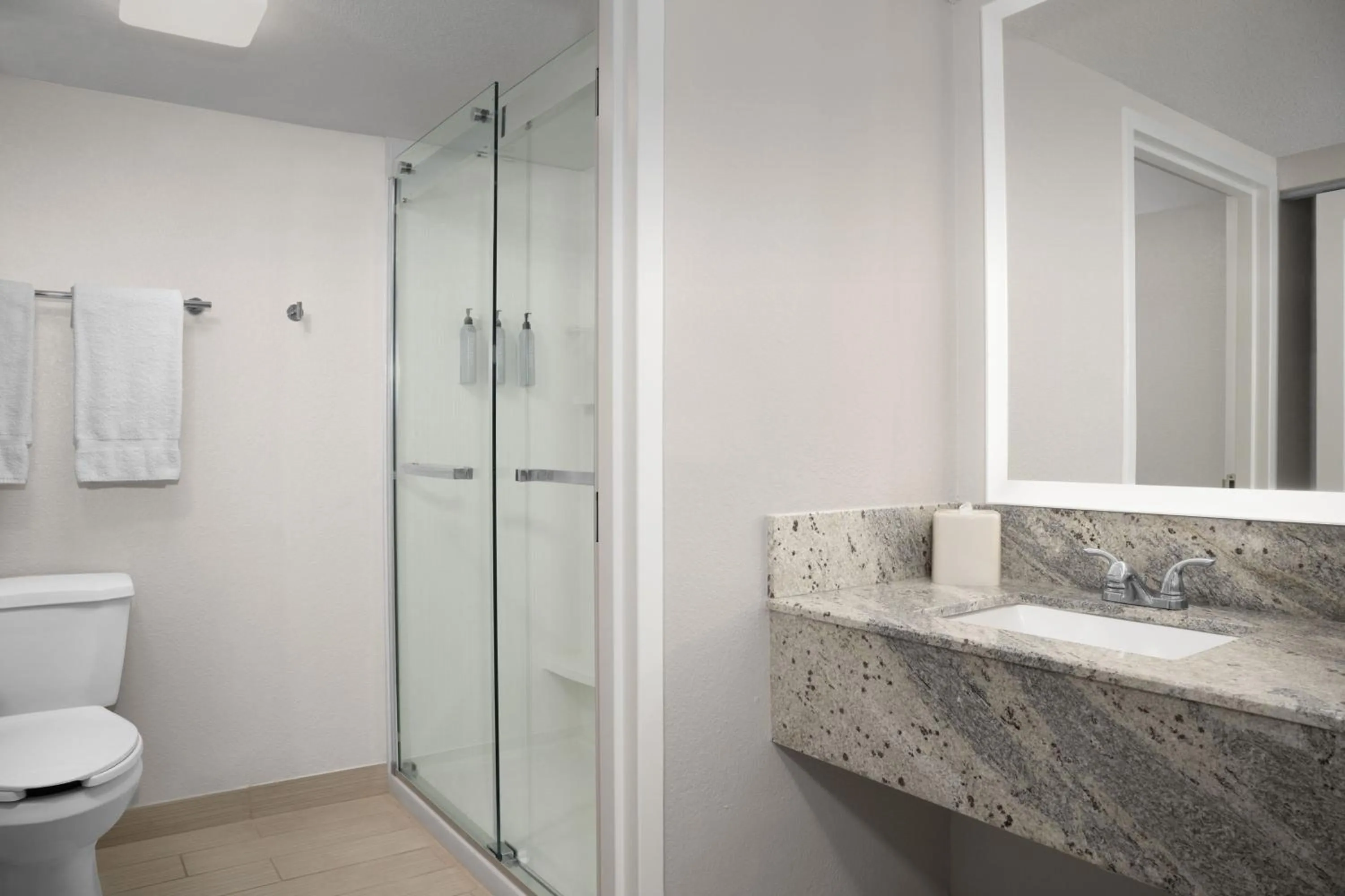 Bathroom in Courtyard by Marriott Orlando East/UCF Area