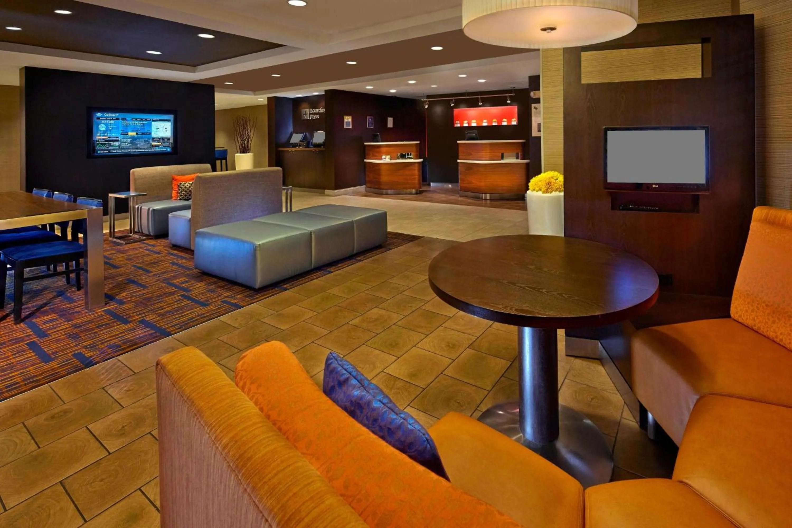 Lobby or reception in Courtyard by Marriott Orlando East/UCF Area