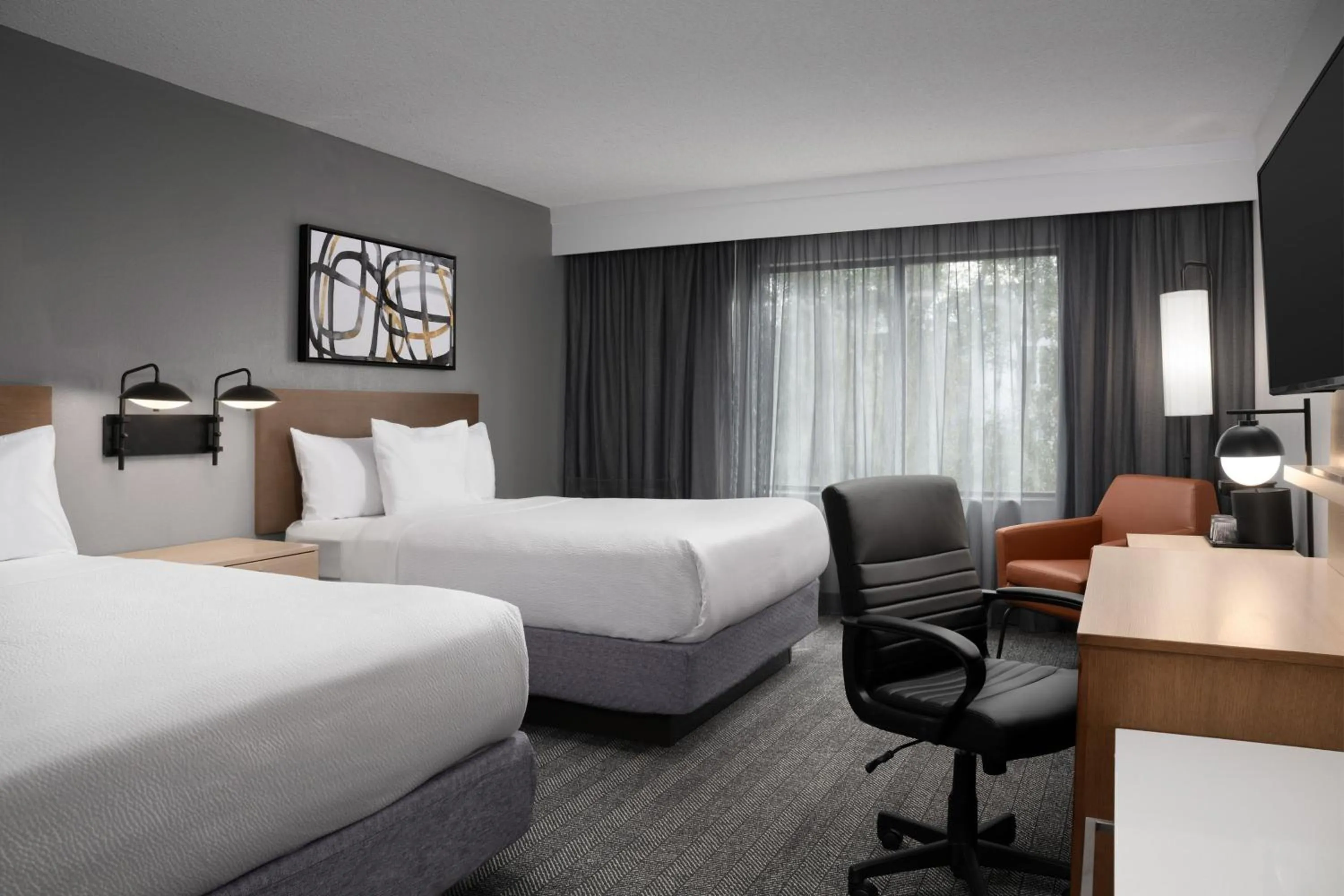 Photo of the whole room, Bed in Courtyard by Marriott Orlando East/UCF Area