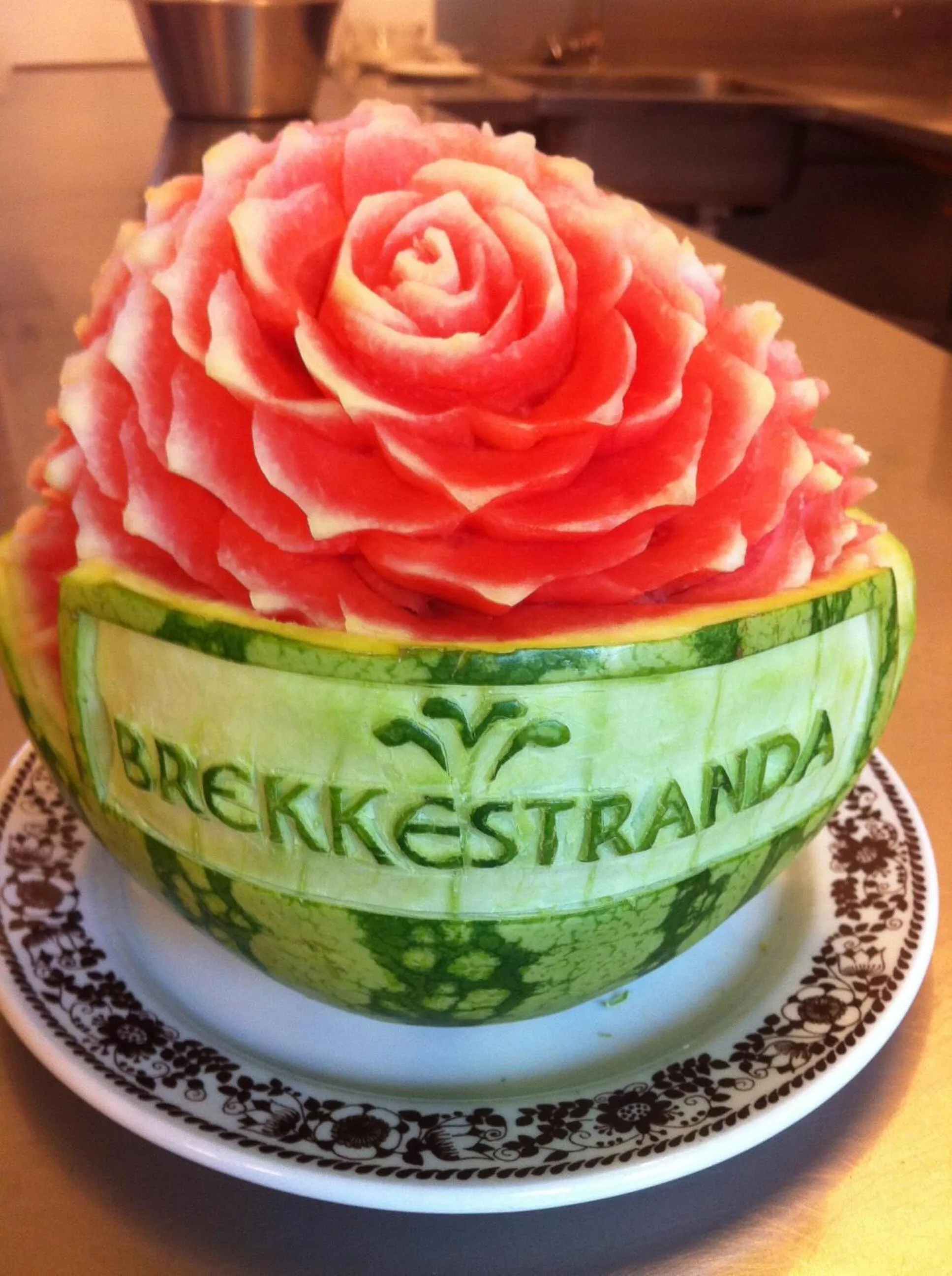 Food and drinks in Brekkestranda Fjordhotel