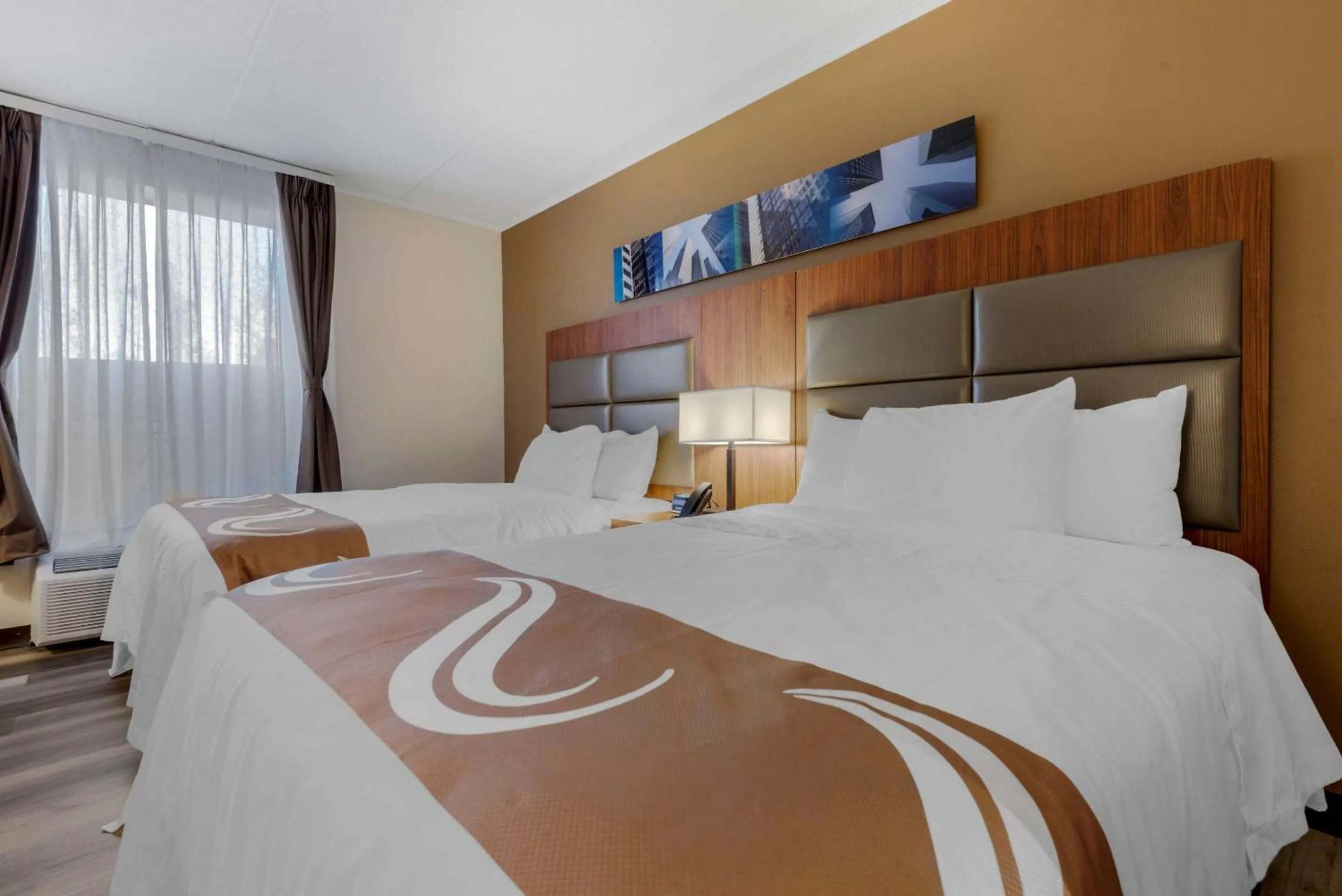 Bedroom, Bed in Quality Inn & Suites New Hartford - Utica