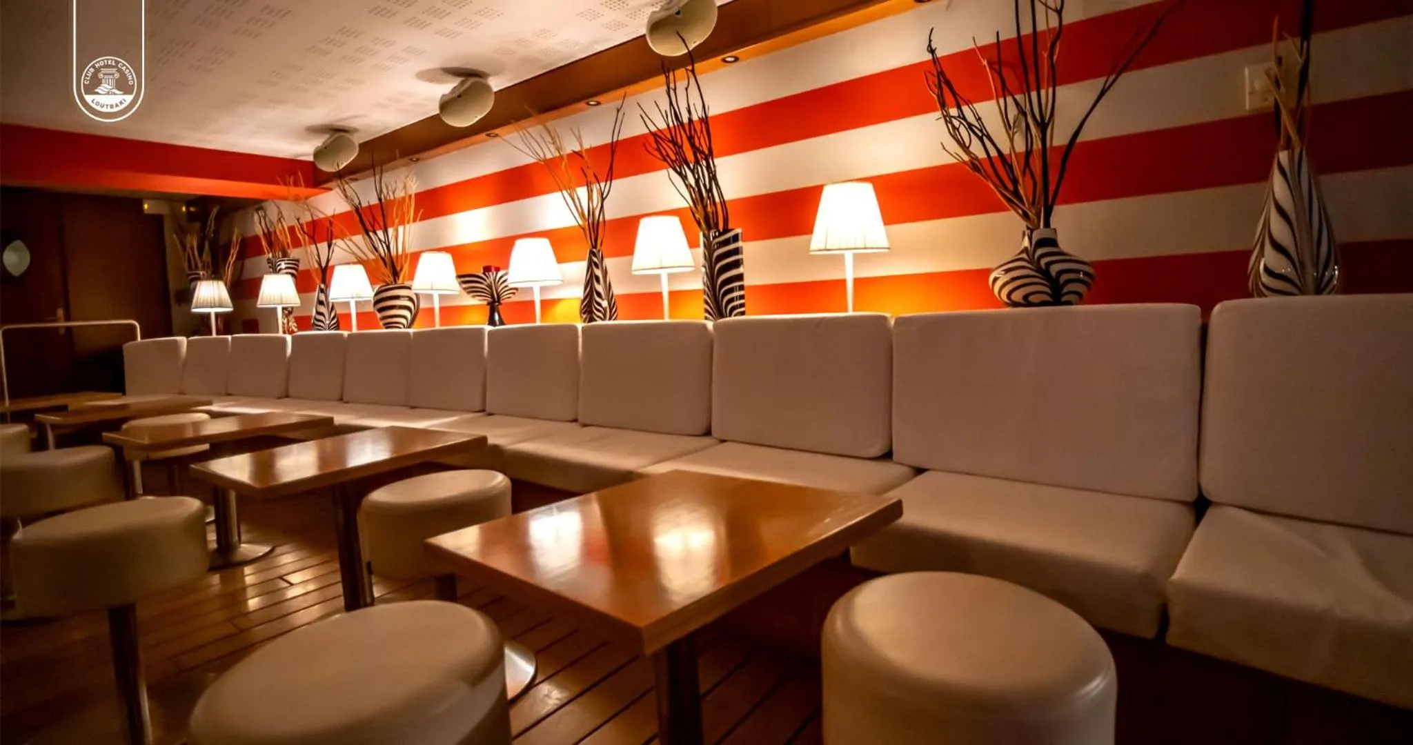 Lounge or bar in Club Hotel Casino Loutraki