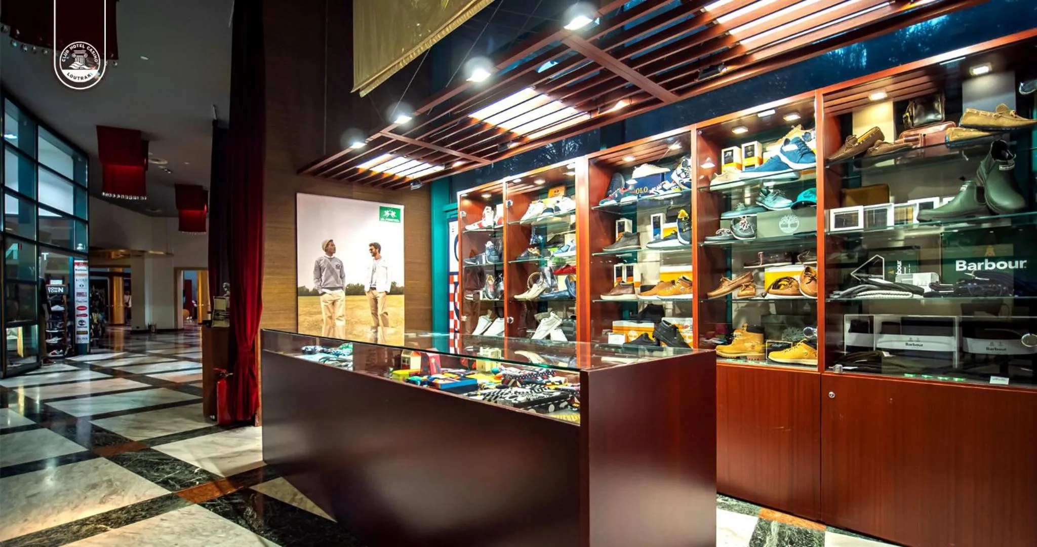 On-site shops in Club Hotel Casino Loutraki