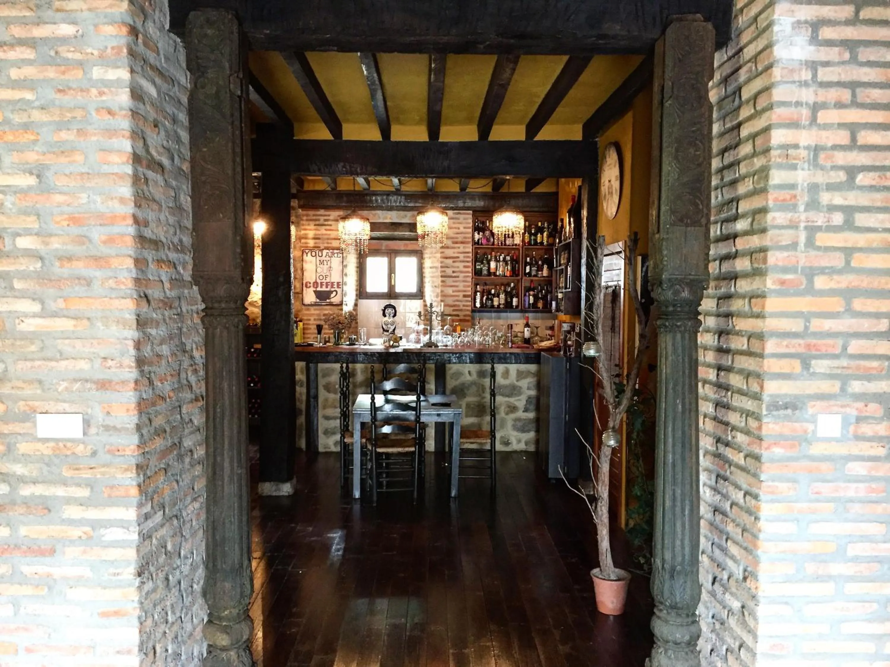 Lounge or bar in La Casona de Rudagüera