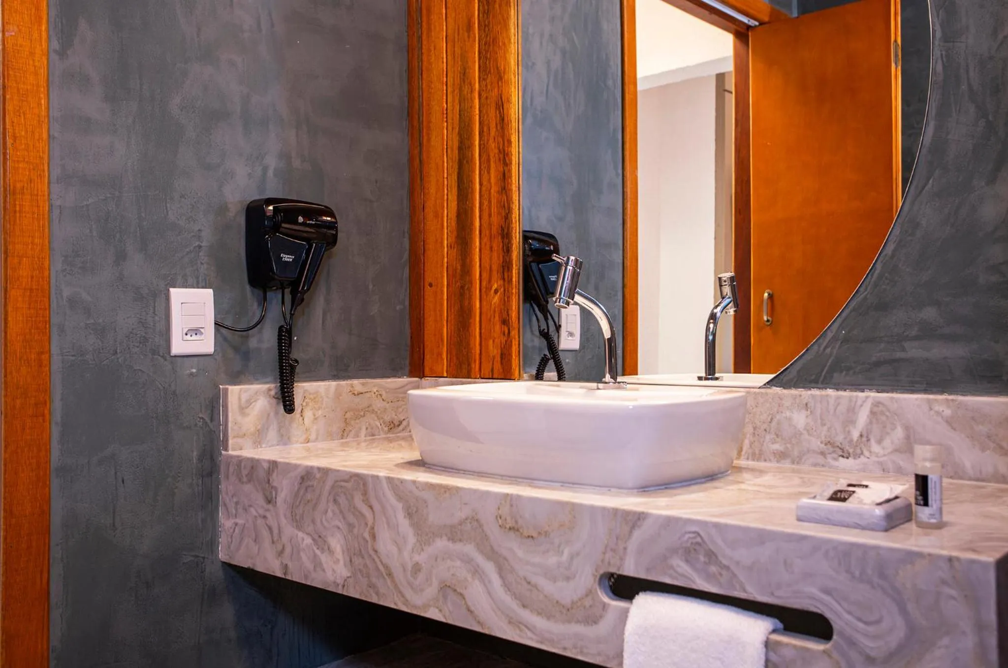 Bathroom in Hotel Praia do Portinho