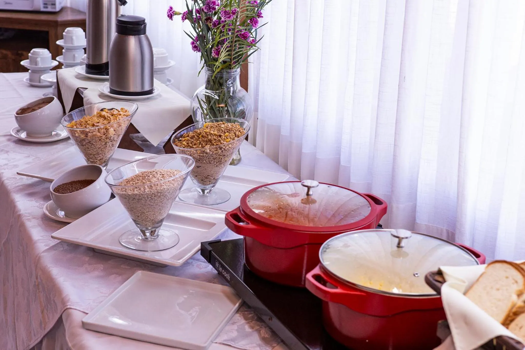 Breakfast in Hotel Praia do Portinho