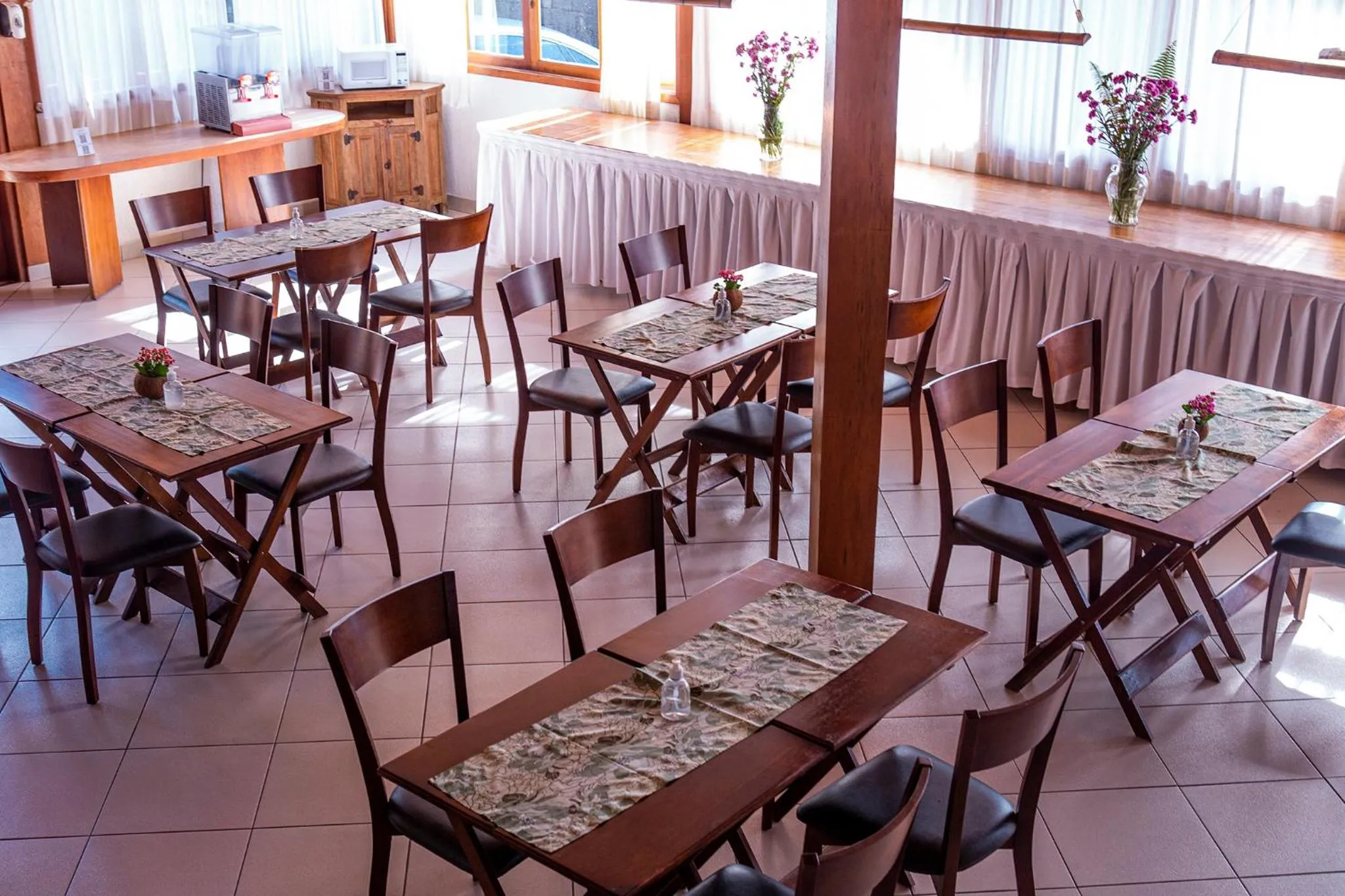 Breakfast in Hotel Praia do Portinho