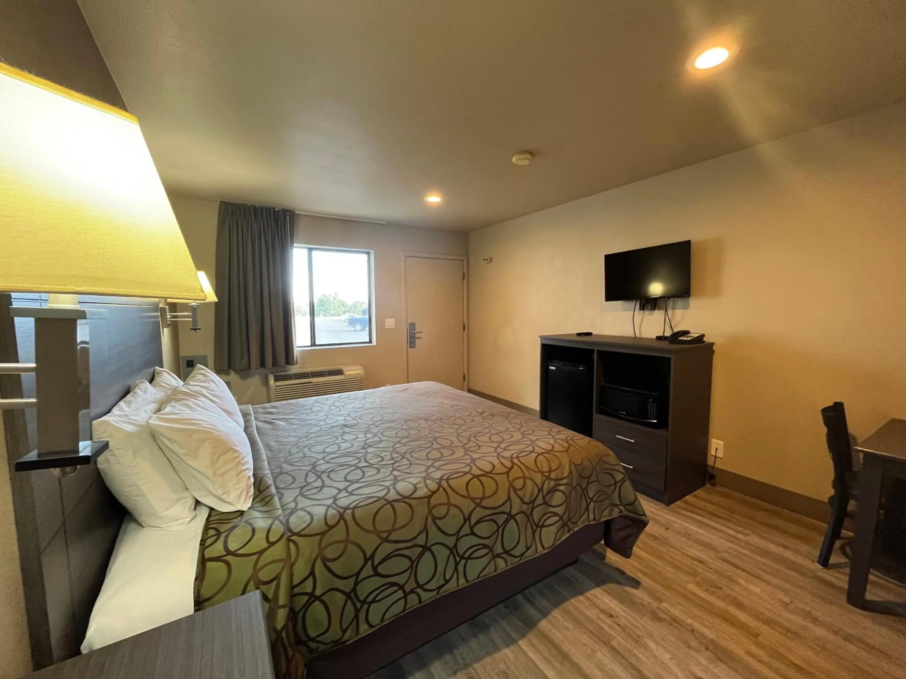 Bed in Mountain View Inn