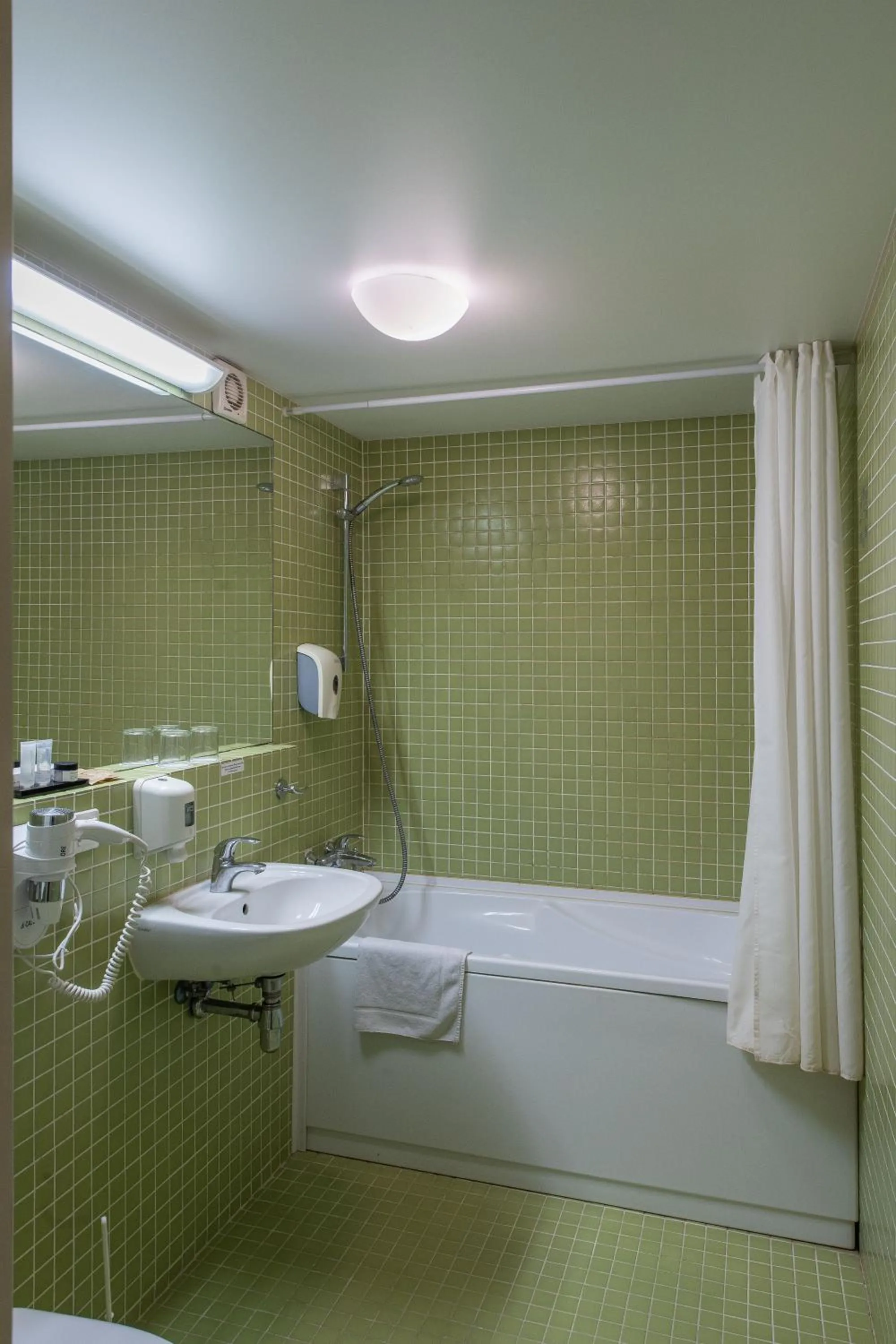 Bathroom in Hotel Panorama