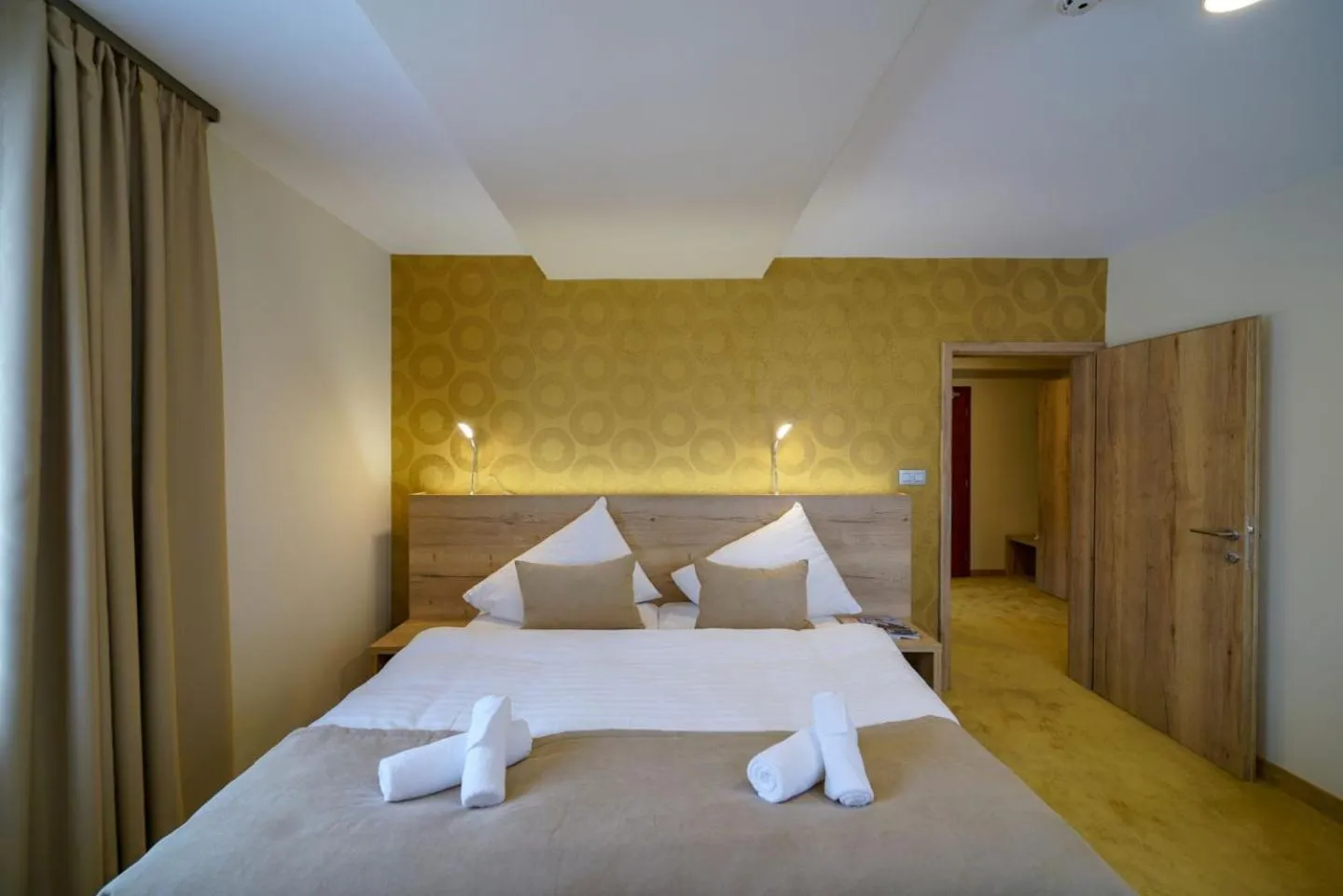 Bed in Grand Hotel BELLEVUE