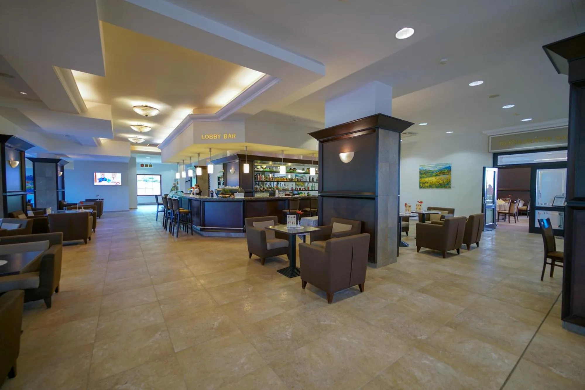 Lounge or bar in Grand Hotel BELLEVUE