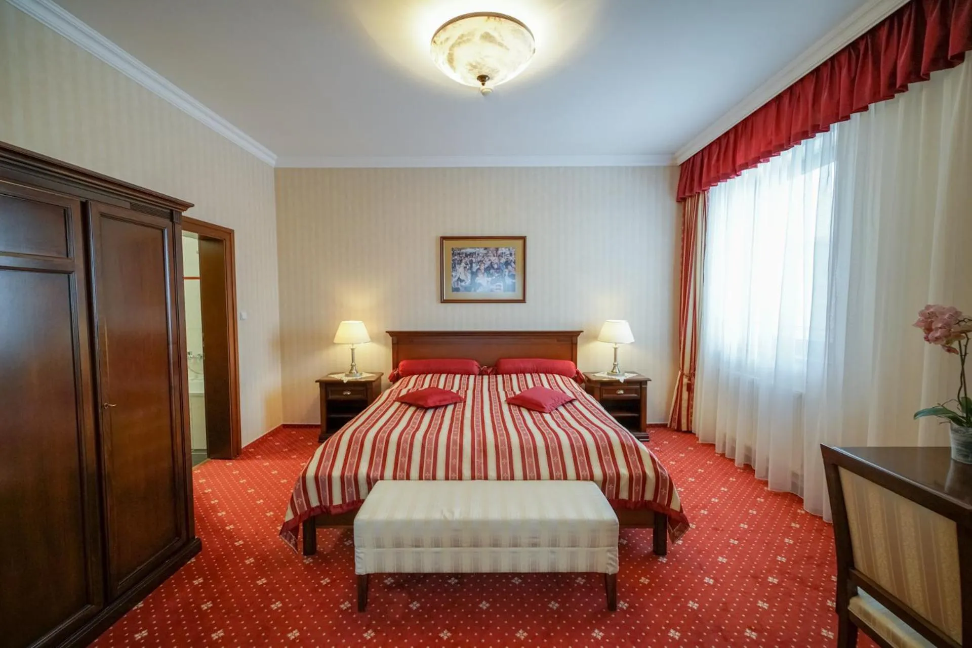 Bed in Grand Hotel BELLEVUE