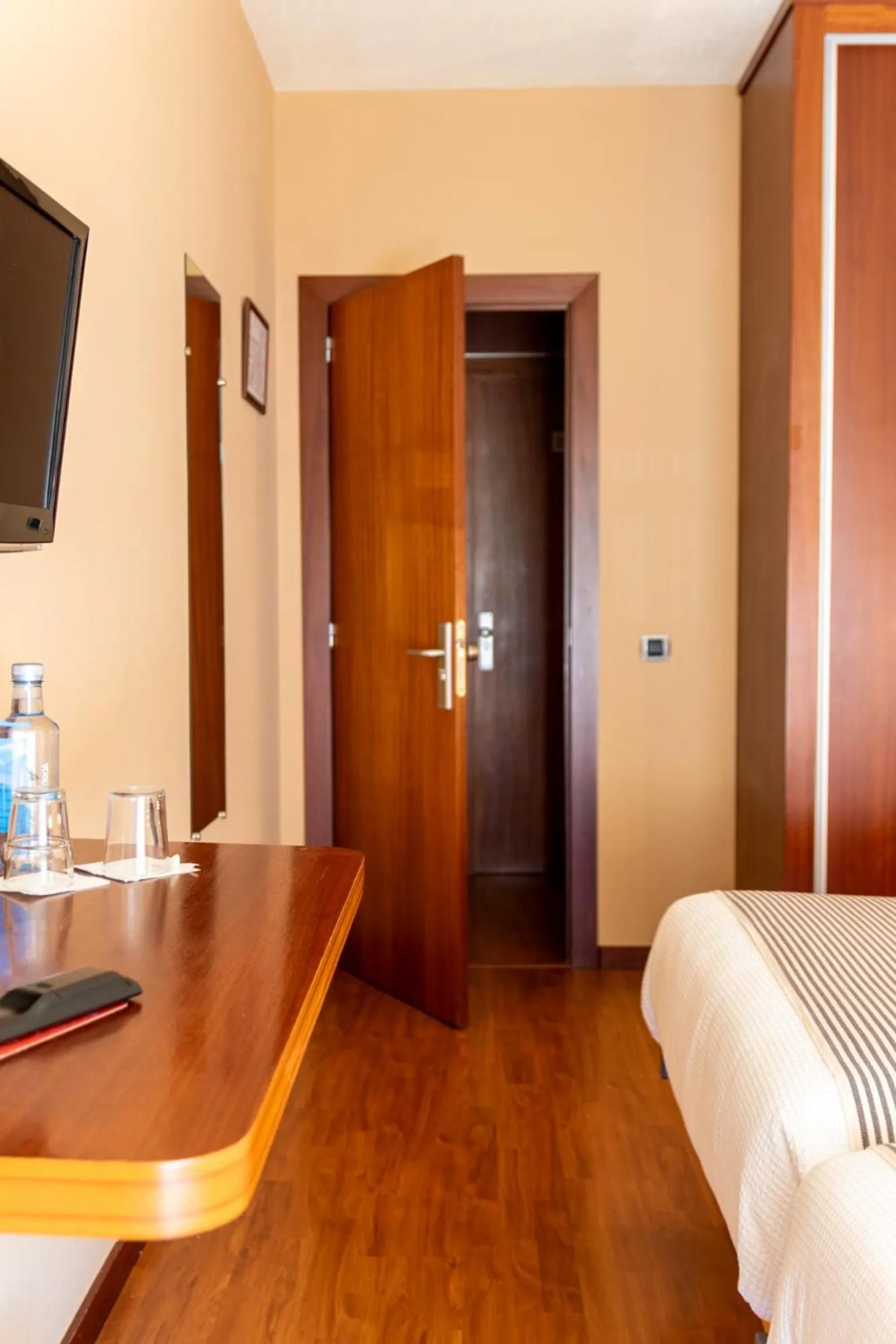 Bedroom, Bed in Hotel Restaurante San Anton